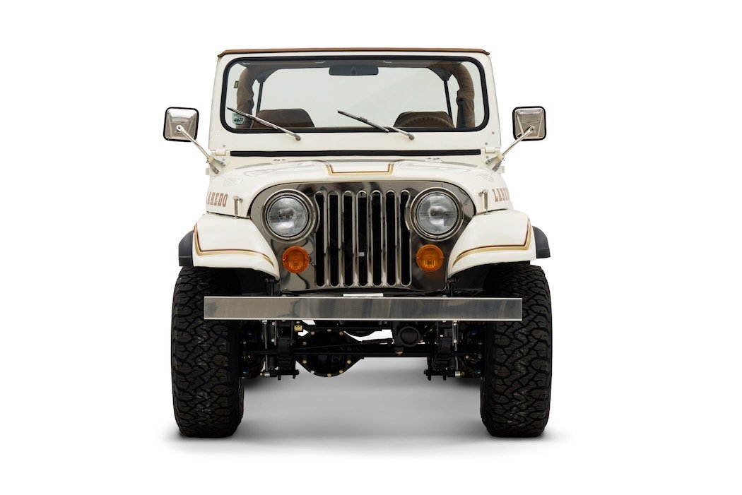 CJ7_Graphics_2.jpeg