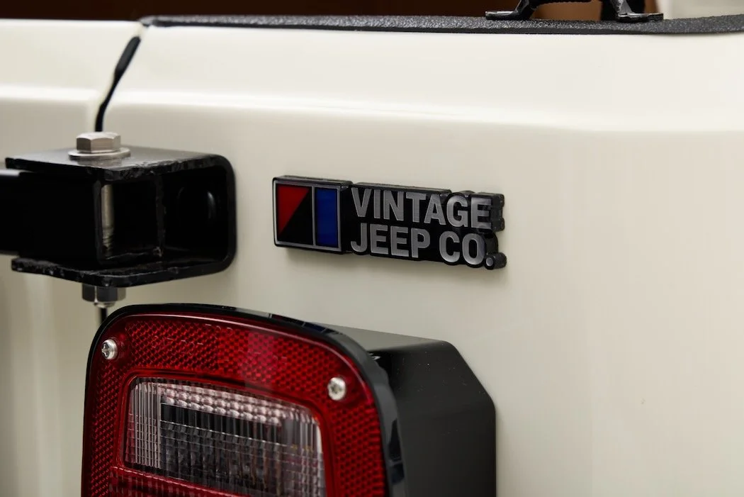 JeepCJ7_NoGraphics_25.jpeg
