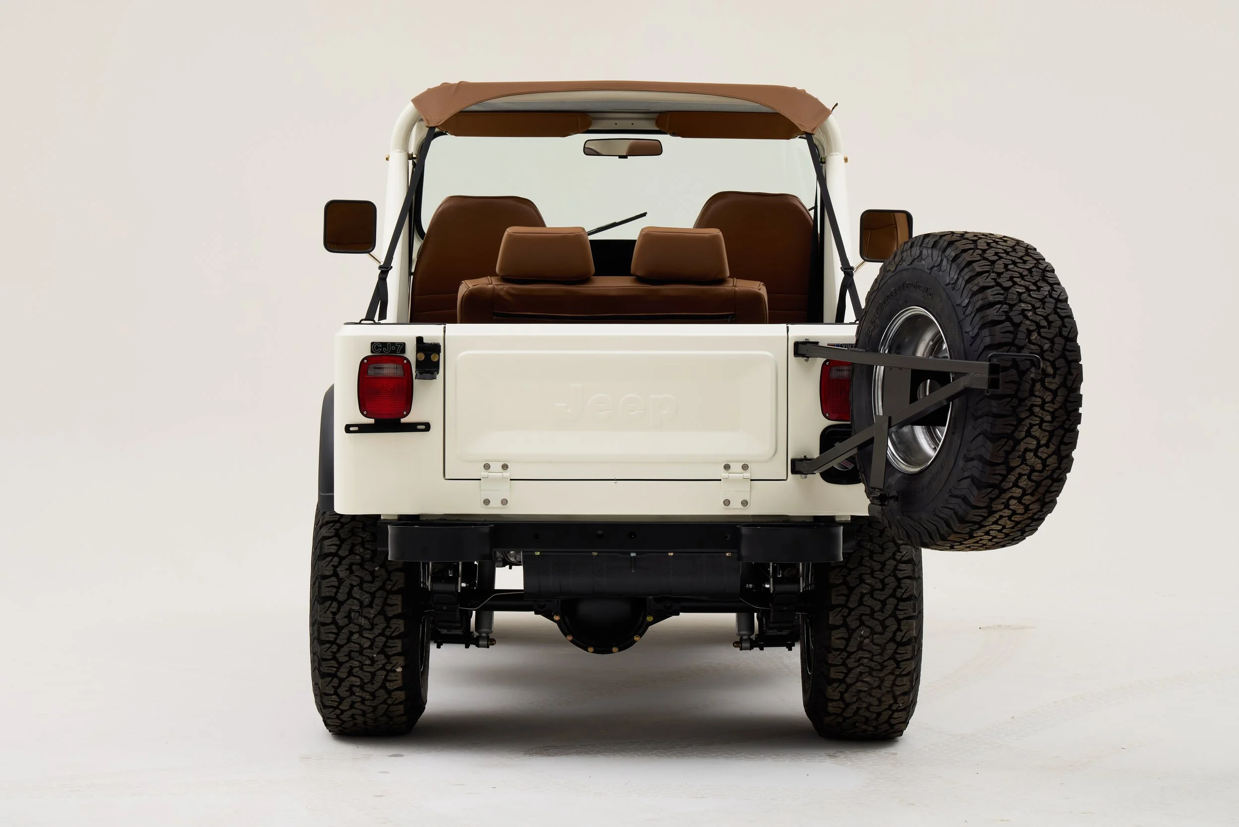 JeepCJ7_NoGraphics_18.jpg
