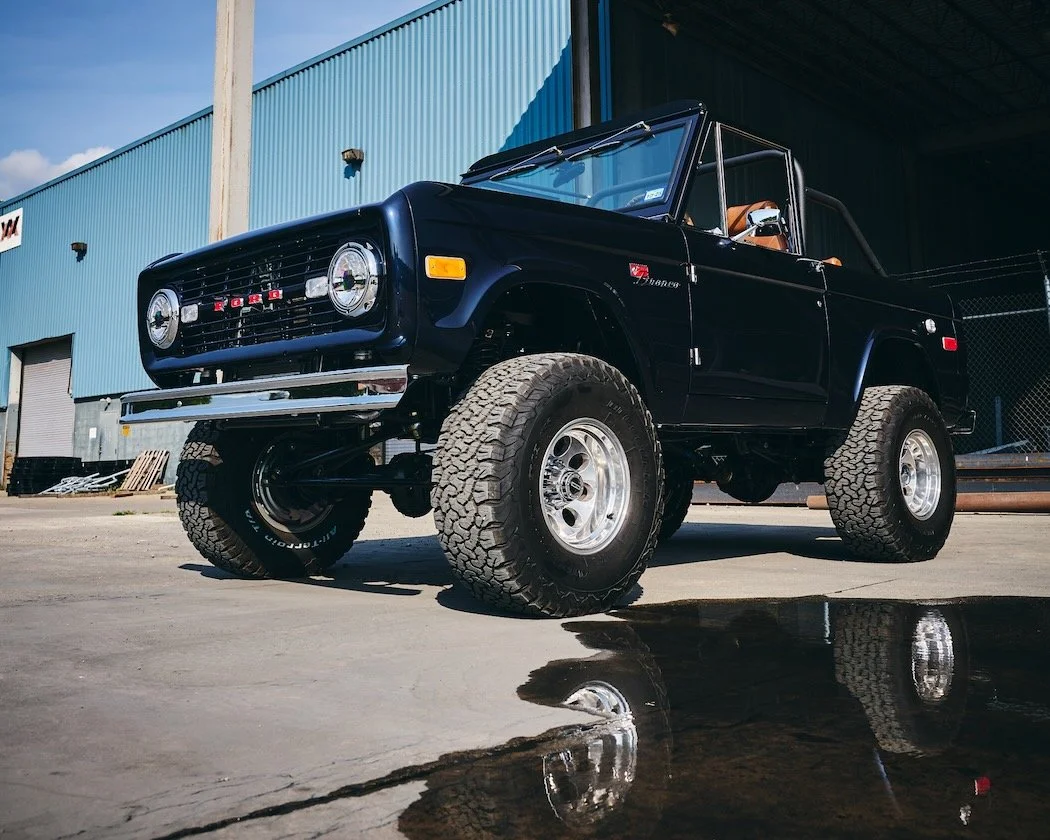 Navy-Coyote-Bronco_No-Trim_45.jpeg