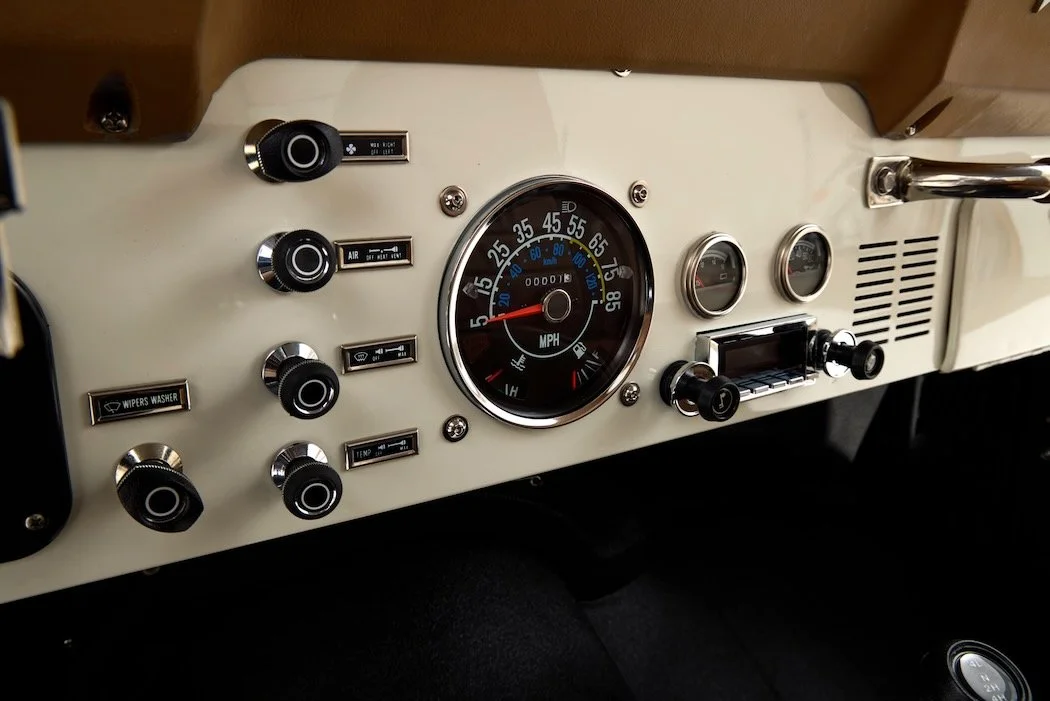 JeepCJ7_Graphics_39.jpeg