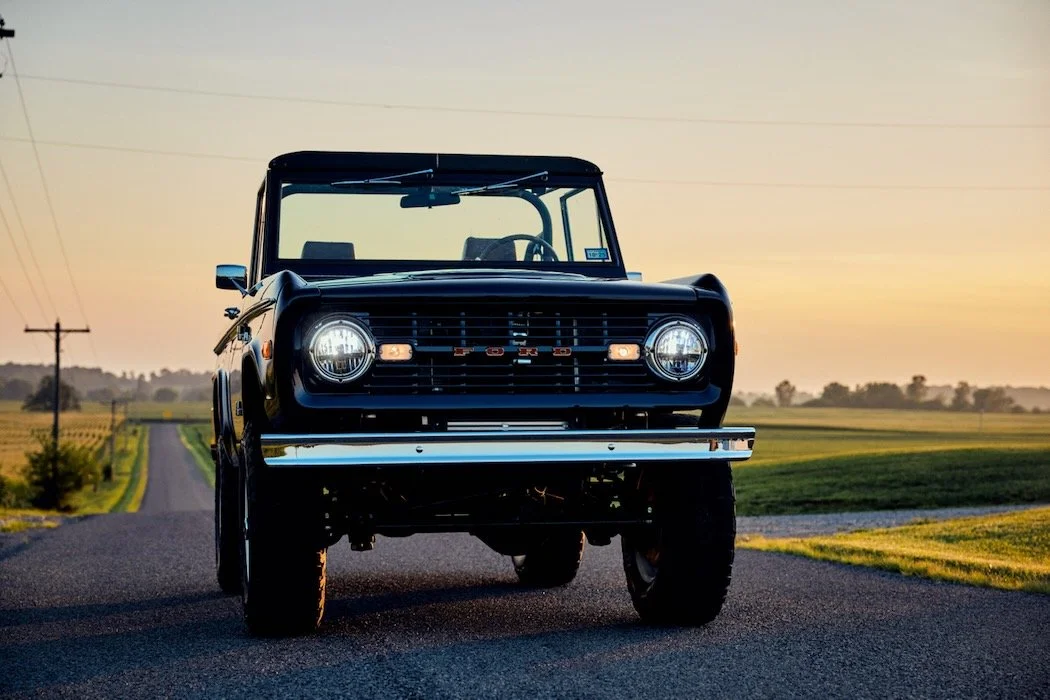 Navy-Coyote-Bronco_With-Trim_68.jpeg