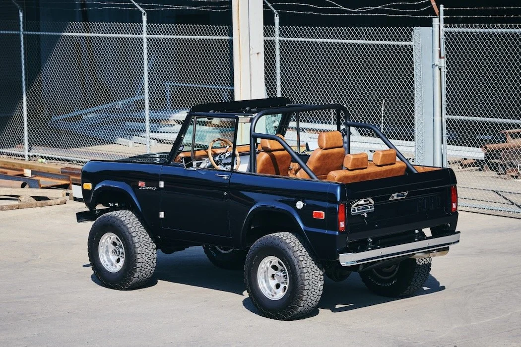 Navy-Coyote-Bronco_No-Trim_32.jpeg
