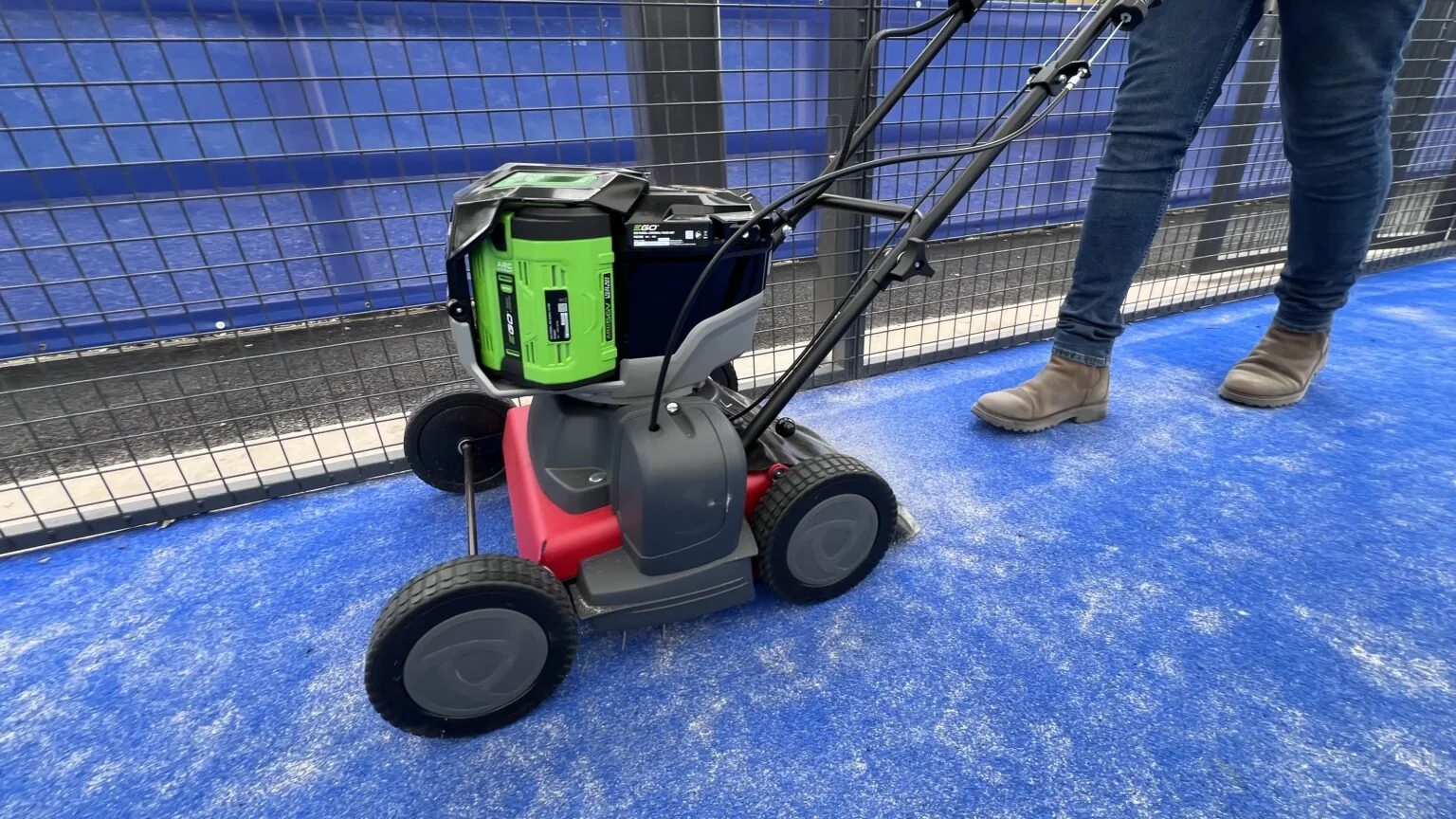 Rechargeable Power Brush Padel Sweeper