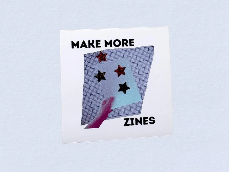Free shipping for UK orders 🖖🐥 until 24/03 with code SHIP243 at Drawnpoorlyzine.bigcartel.com (link is also in bio) 

ID 1: Square sticker reading &ldquo;MAKE MORE ZINES&rdquo; with a collage of a hand holding paper covered in star stickers on a gr