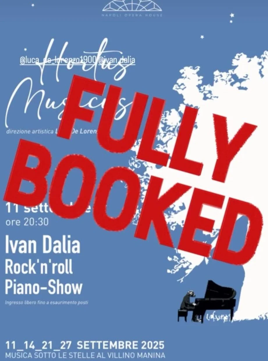 Sono contentissimo di essere a Napoli e domani con voi al Villino Manina. Mi dispiace se qualcuno non &egrave; riuscito a prenotare. La prossima volta ne faremo due! Un bacione vi voglio bene.