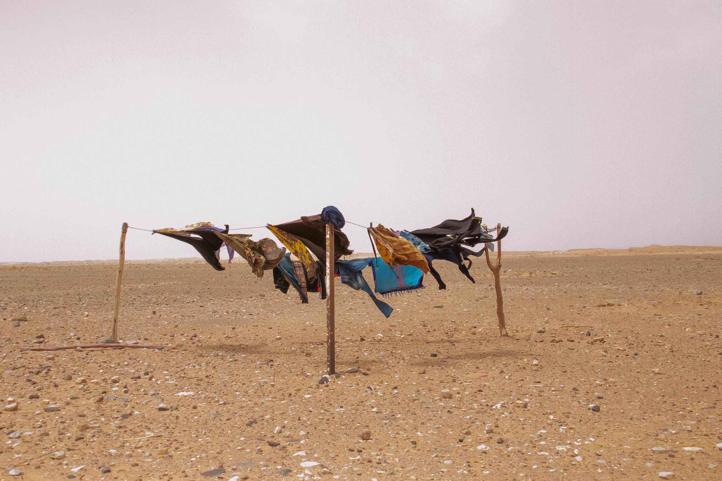 HG14 | clothesline in desert | morocco | 2018