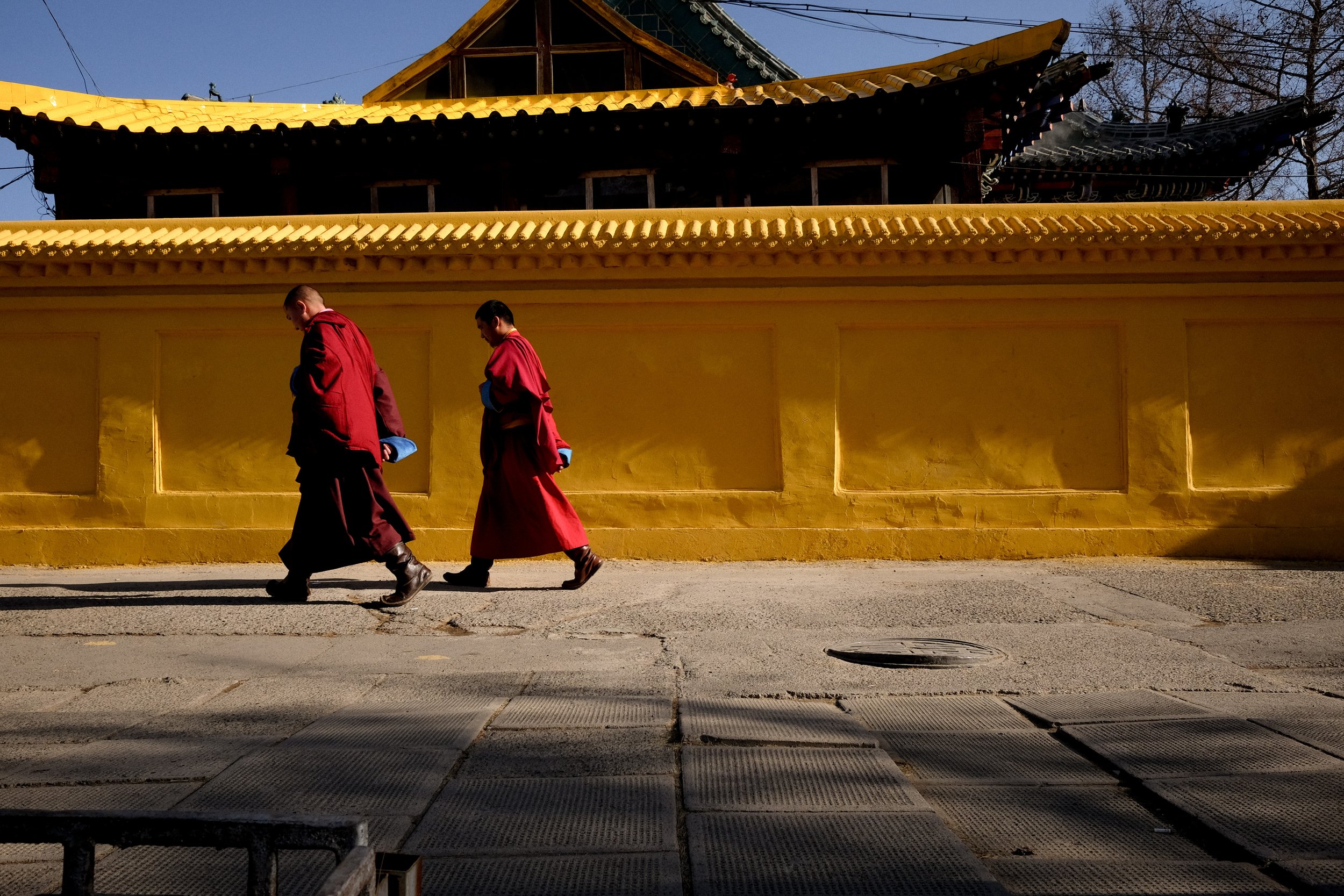 HG11 | two monks walking | mongolia | 2017