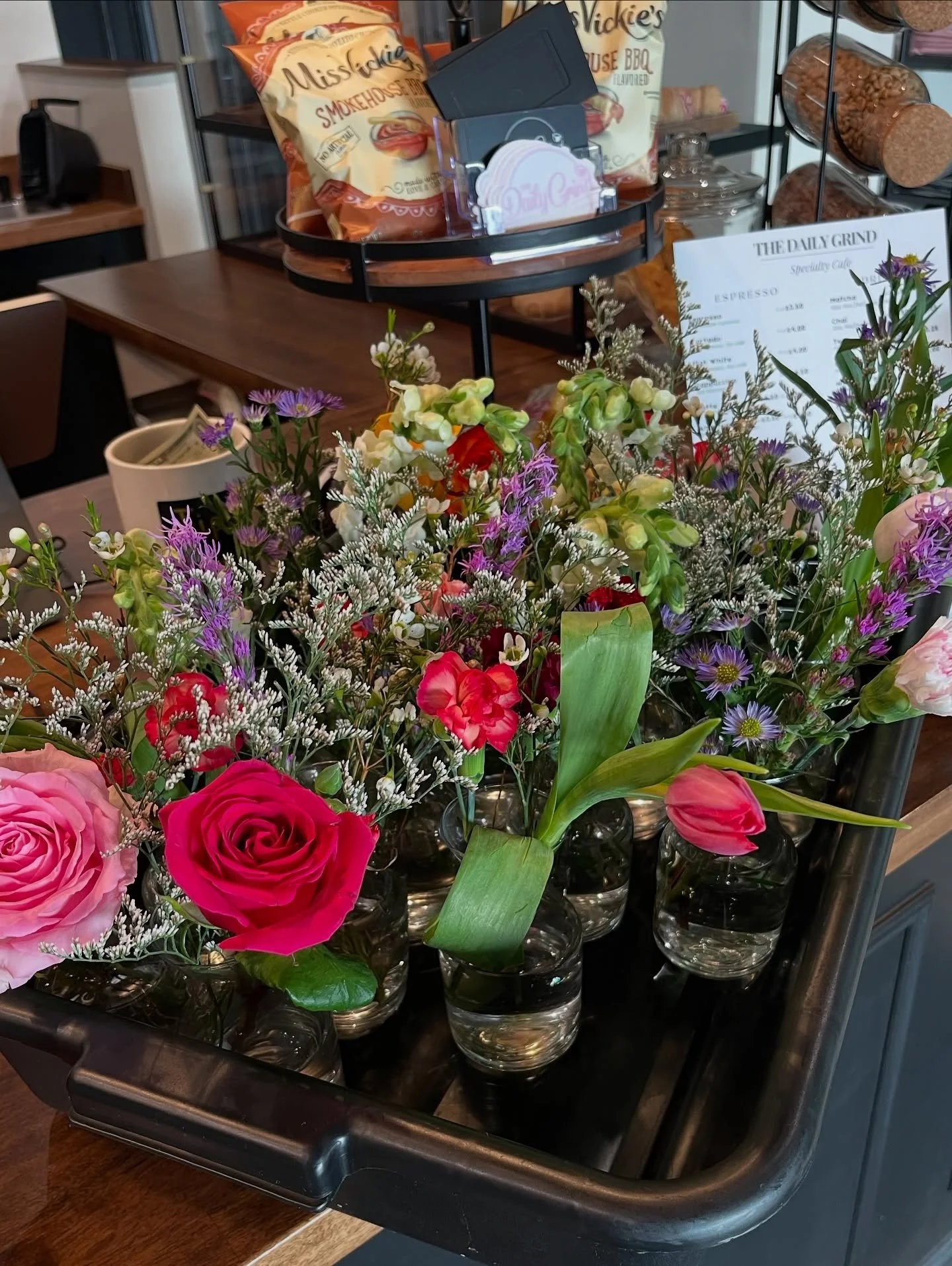 Add to your &ldquo;to-do&rdquo; list: stop at The Daily Grind

Thank you to everyone who ordered the Valentine&rsquo;s Day special! We&rsquo;re happy to help spread the love 🫶

Open Tuesday-Saturday 6a-6p and Sunday 7a-4p
📍1746 Ste B US-6, Spring V