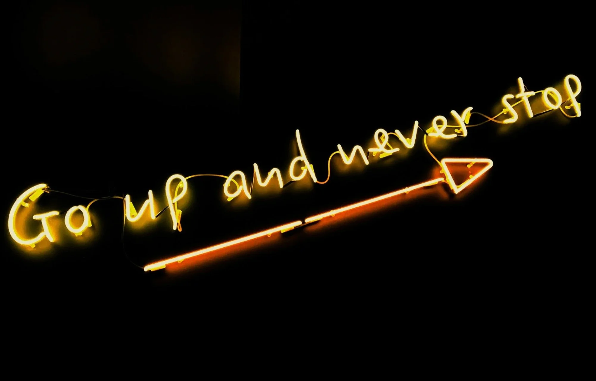 fleche vers le haut symbolisant l'avancée, Les étapes du recrutement - LifeSciences - Dispositif médical