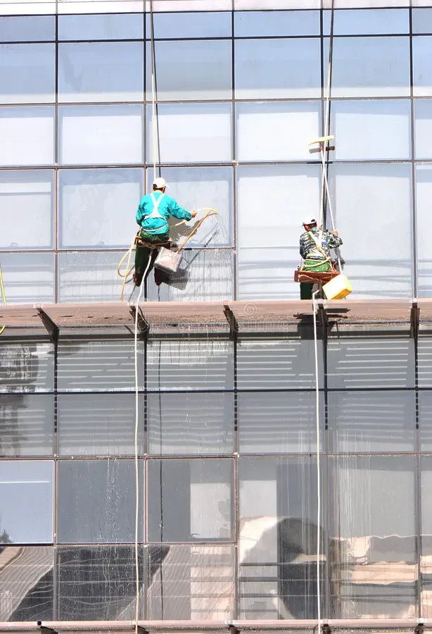 5 Signs Your Office Building Needs a New Cleaning Company