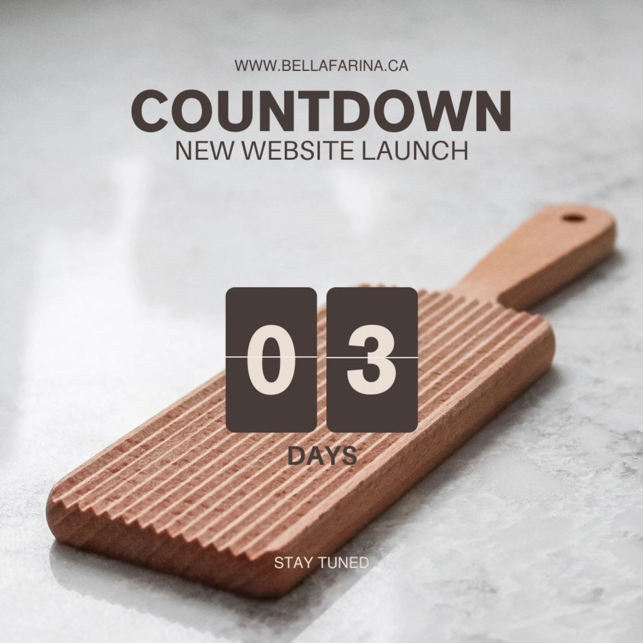 Before there were machines, there were hands. The humble gnocchi board has shaped countless pasta traditions.  Simple in appearance.  Endless in possibility.  3 days until Bella Farina online opens.

#bellafarina #pastamaking #italiantraditions🇮🇹