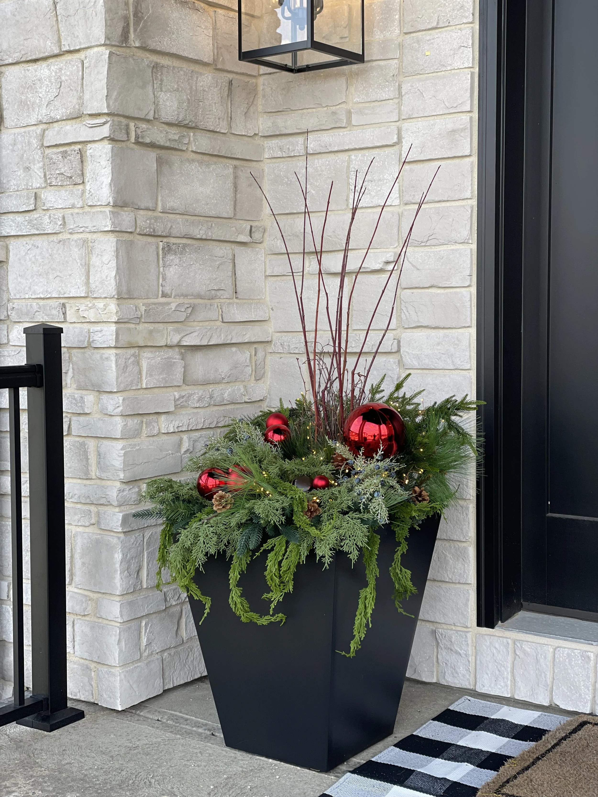 Holiday planter