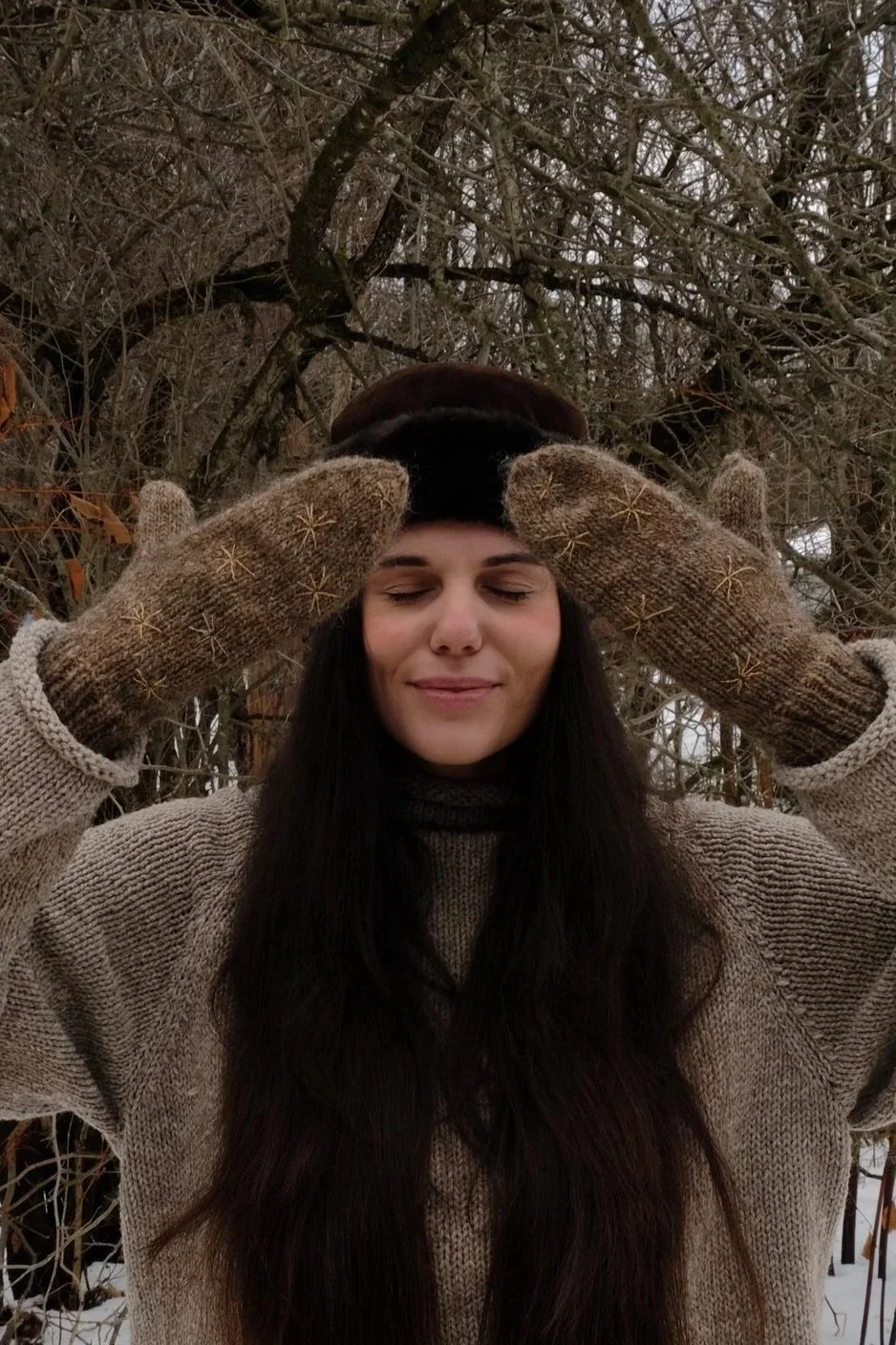 Andromède Mittens (Eng)