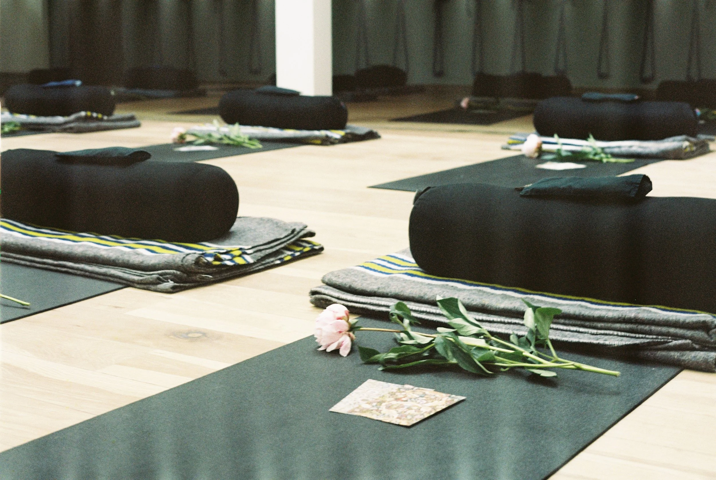 rest in resonance: YOGA MOVES, UTRECHT