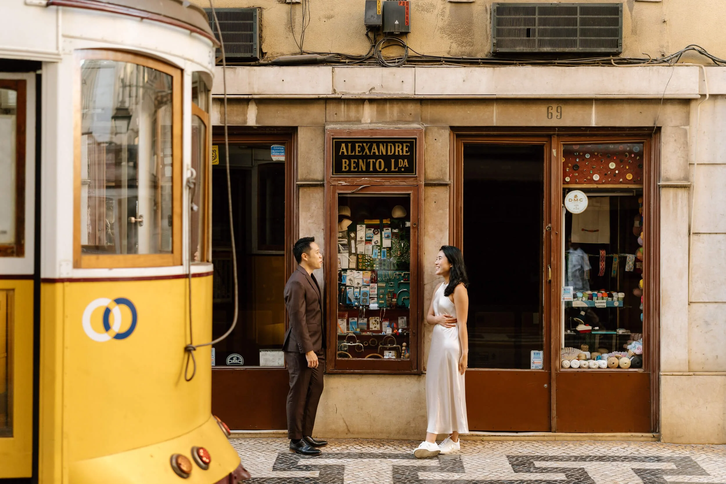 Couples Shoot in Lisbon Best Photo Spots | Beatriz + Louis
