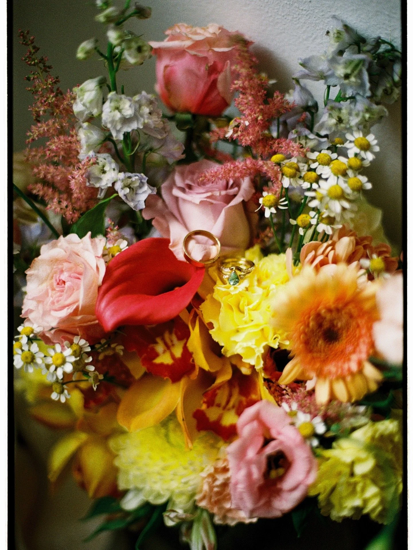 The details of a wedding

.
.
.
#portugalweddingphotographer