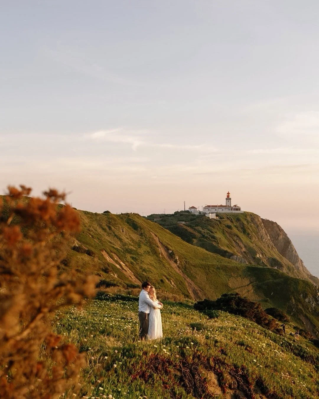 A love story at the westernmost point of continental europe 🤍 

.
.
.
#engagementphotoshoot #portugalengagementphotographer