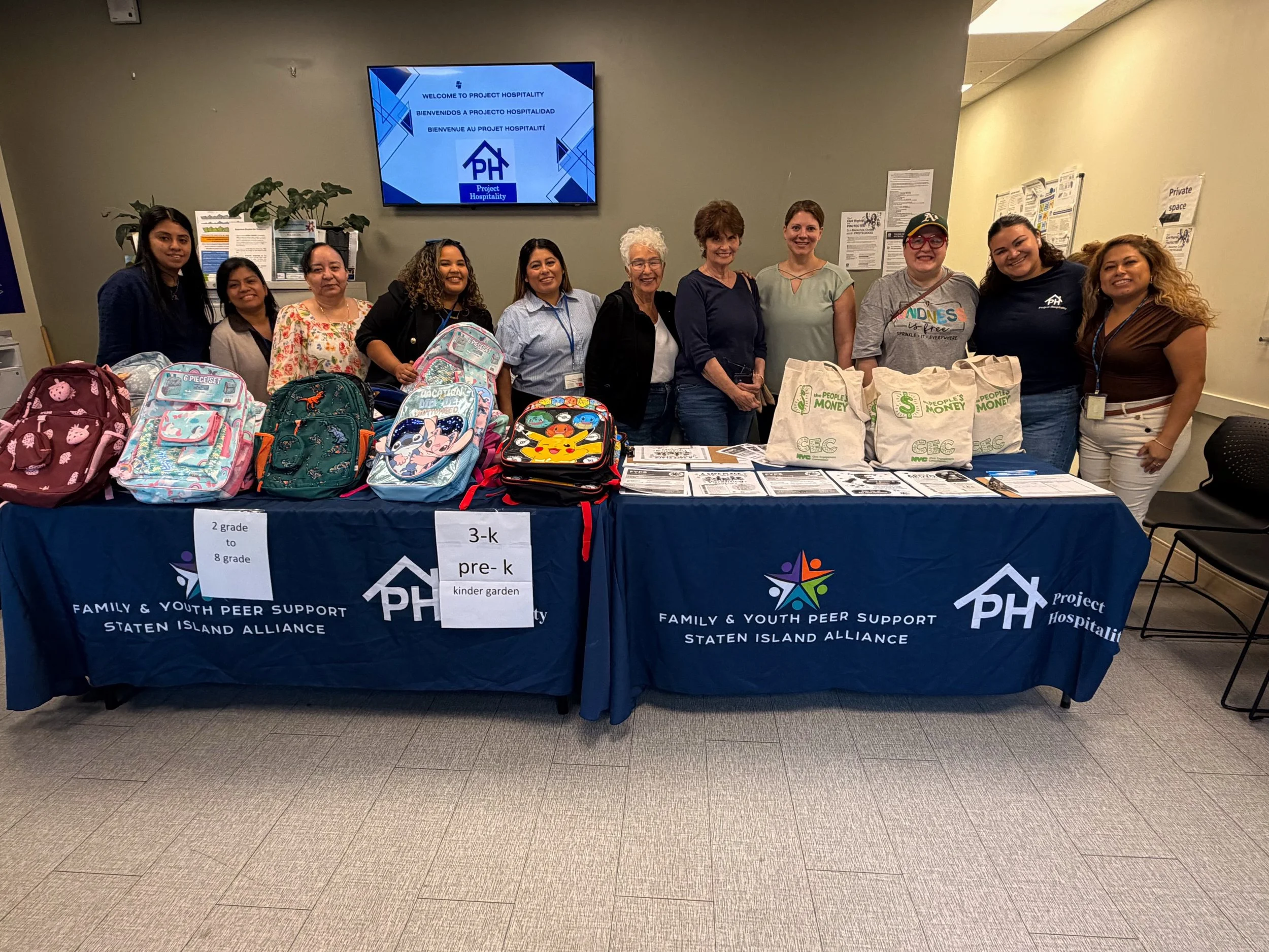 🎒📚Project Hospitality is grateful to partner with the Richmond InterParish Council, who hosted a back to school giveaway for families with children at our Port Richmond Help Center!

The Port Richmond Help Center offers a variety of services and ev
