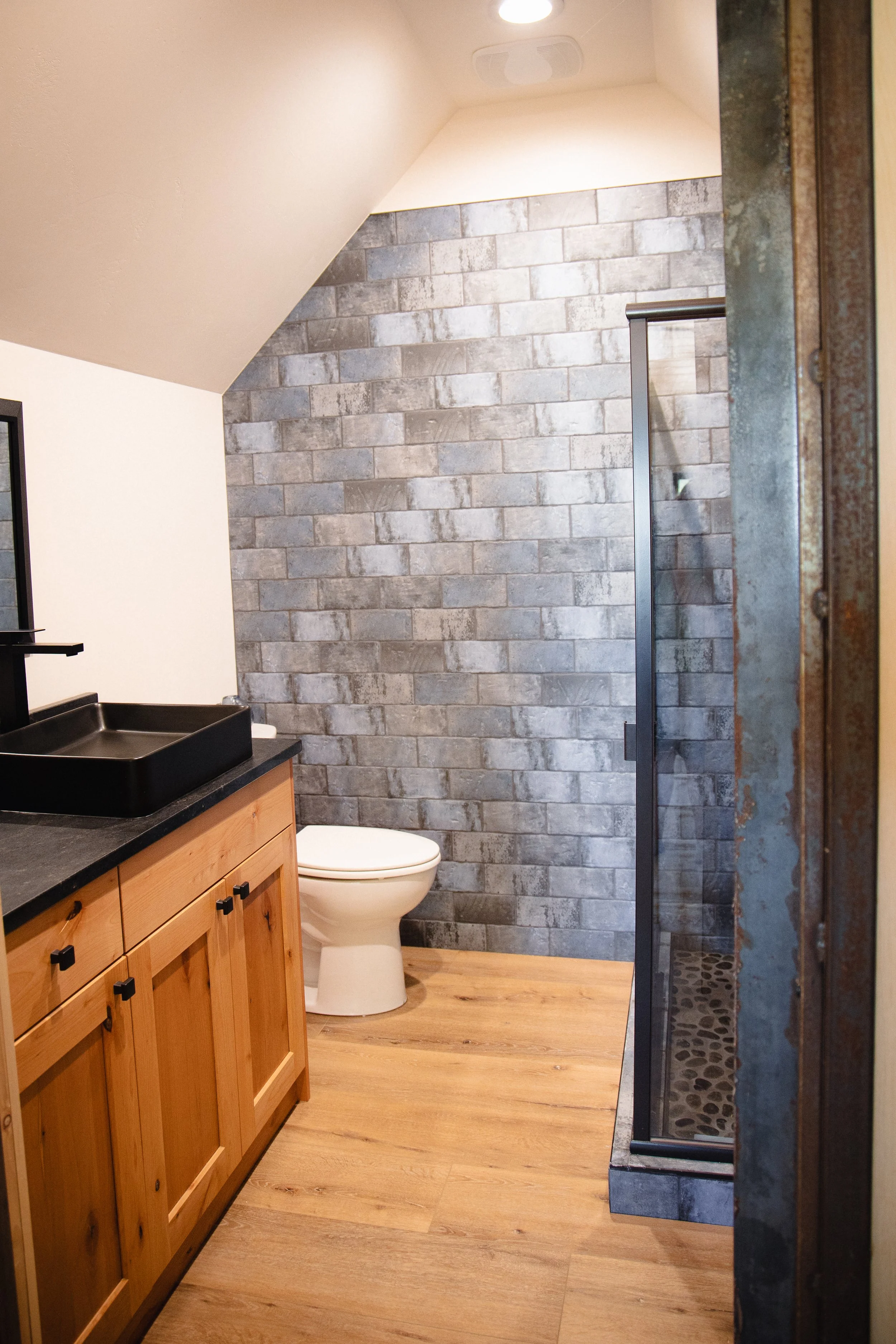Full Bathroom in Loft