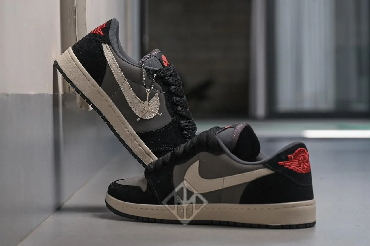 Nike Jordan Low F1000 - Luxo