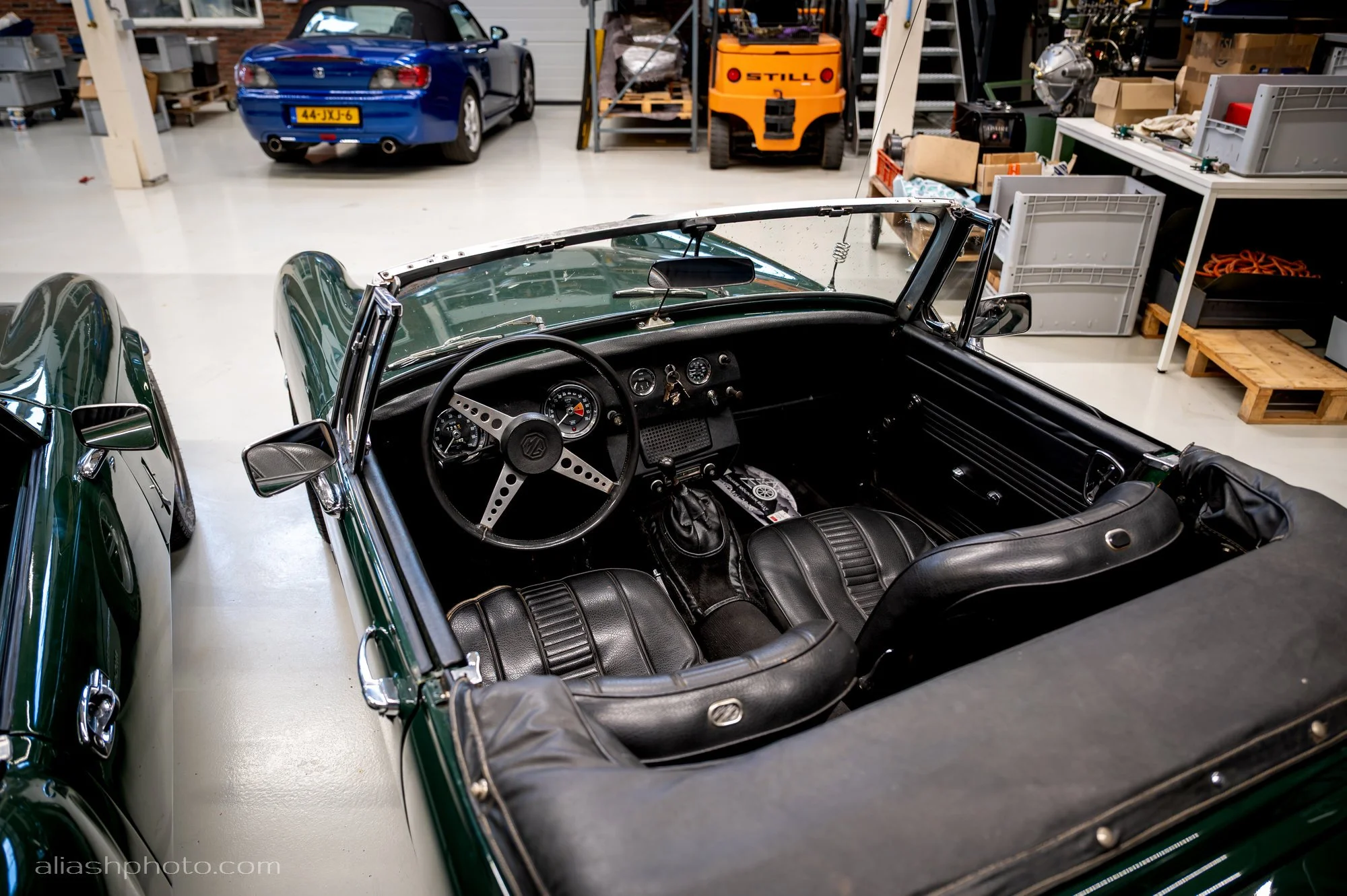 DSD_8900_S.jpg