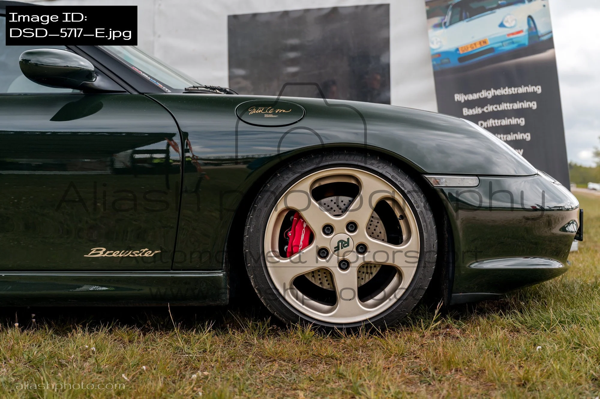 DSD_5717_E.jpg