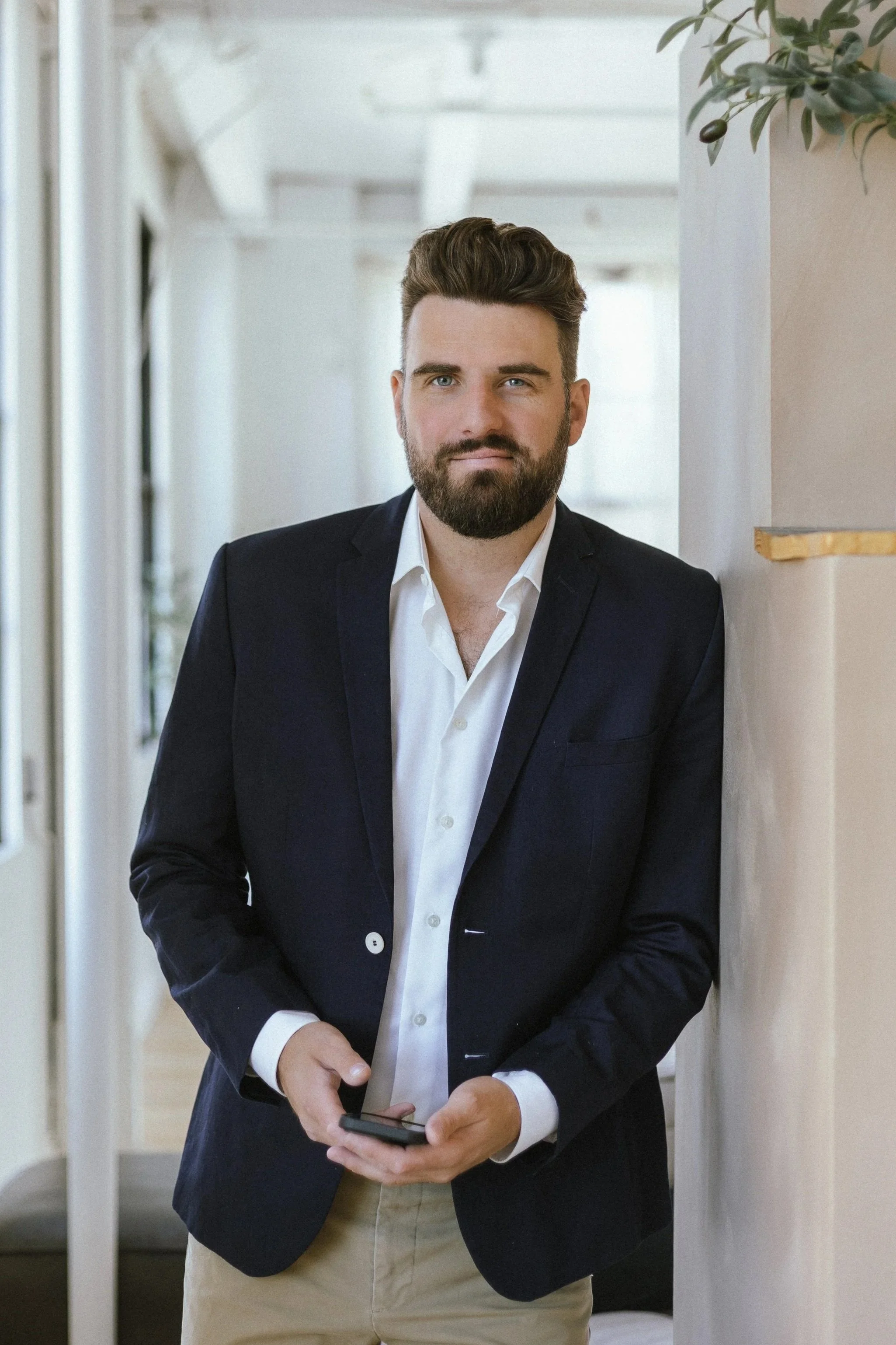 Chris Burns, licensed Level 2 mortgage agent in Cambridge, Ontario, Smith Manoeuvre certified, serving Cambridge, Guelph, Toronto, and Kitchener-Waterloo