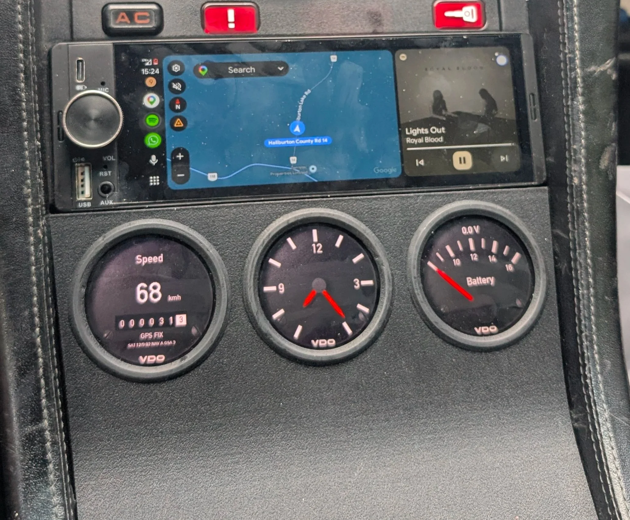 Reimagining the Porsche 928 Instrument Cluster