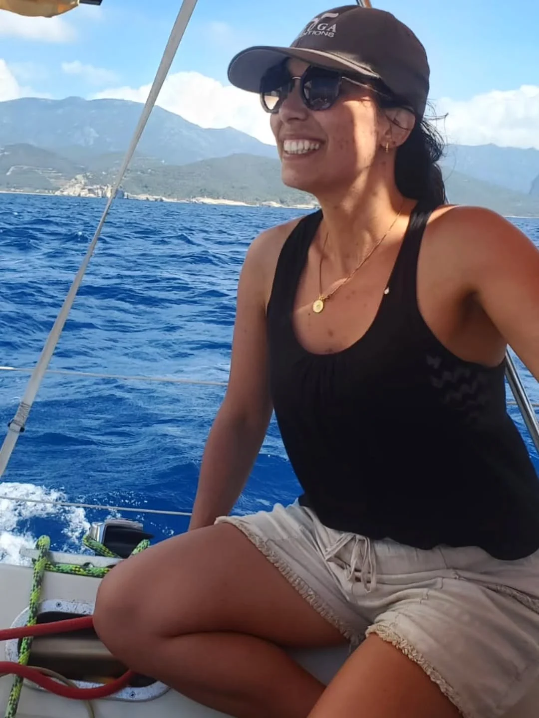 When I can't sleep,
When I need soothing,
I listen to sea sounds.
They take my mind
On a journey of flow.
Like a quiet acceptance
That everything happens at its own rhythm.
Peacefully
Interdependently
And every wave is perfect.
It reminds me
That I a