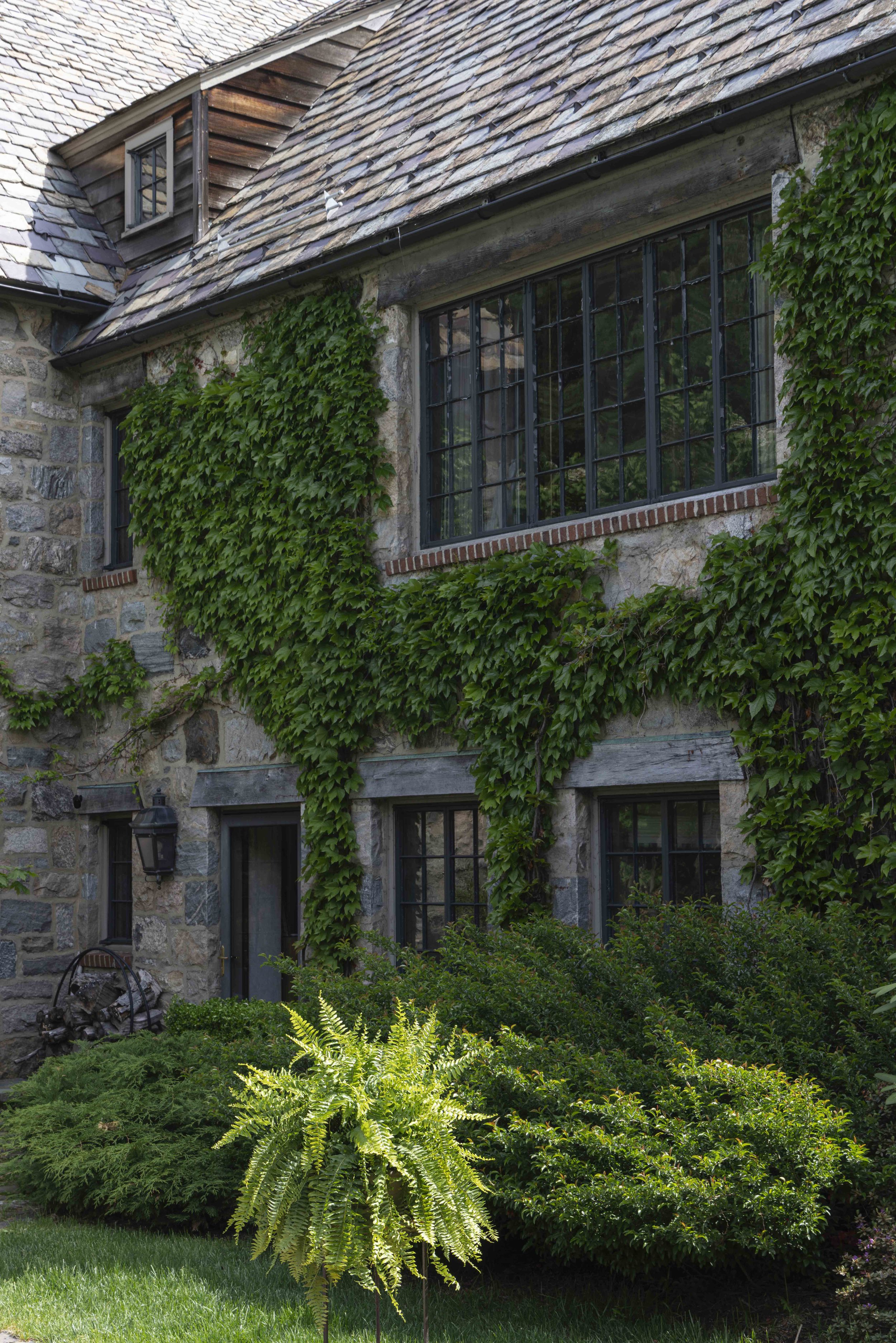 weddings_argyll-ex_back ivy.jpg