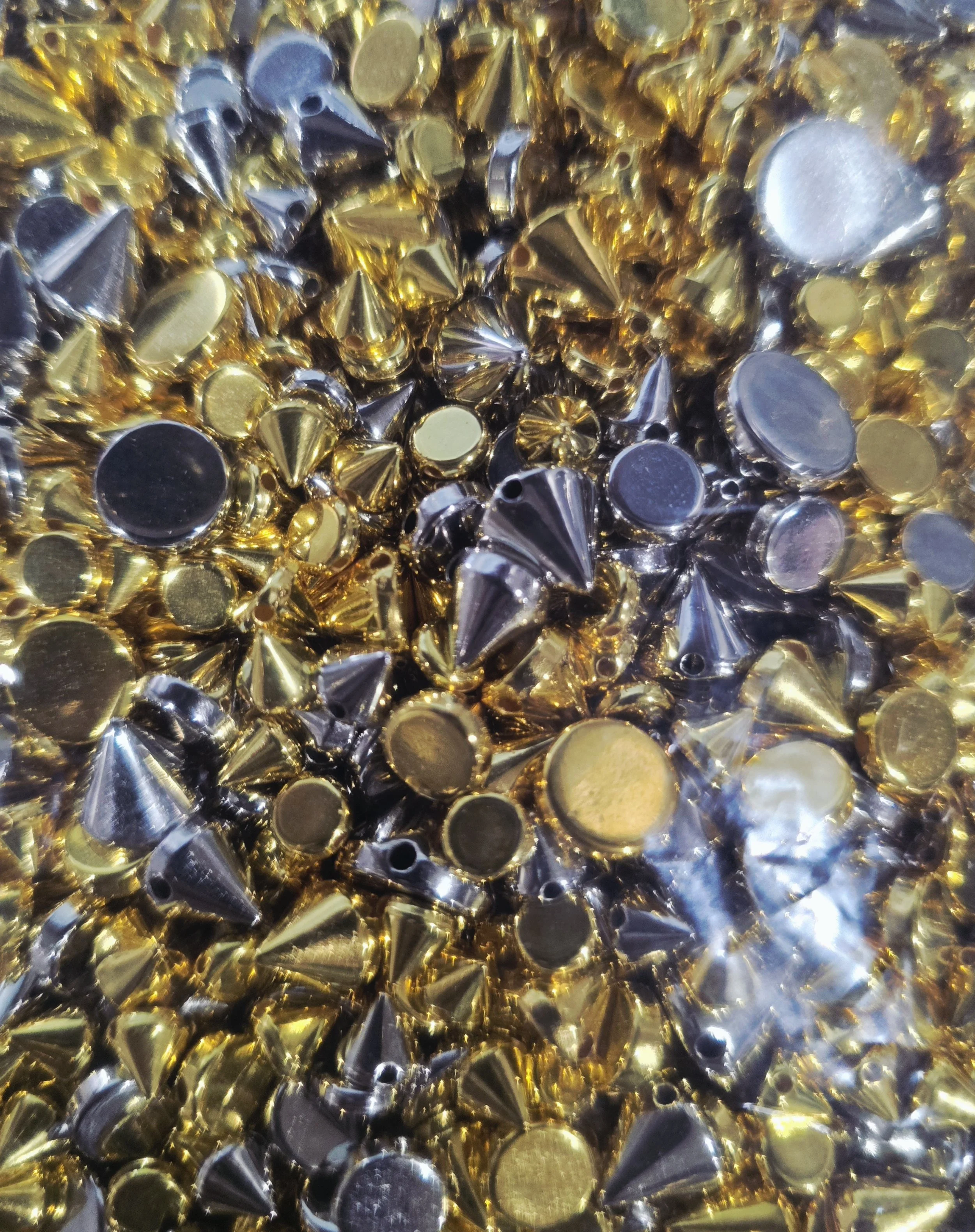 Metal Studs Set - Gold & Silver