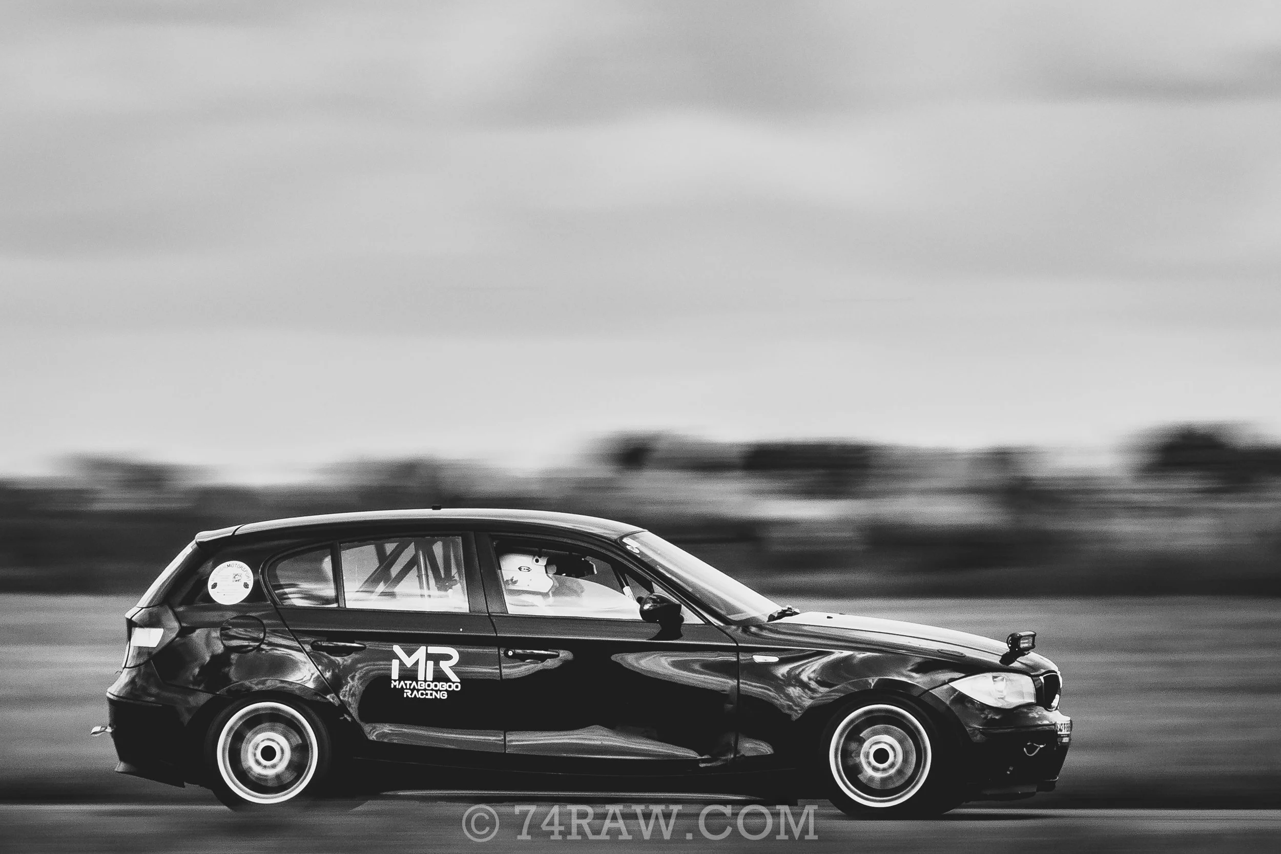 Abingdon Track Day - Cars on track!