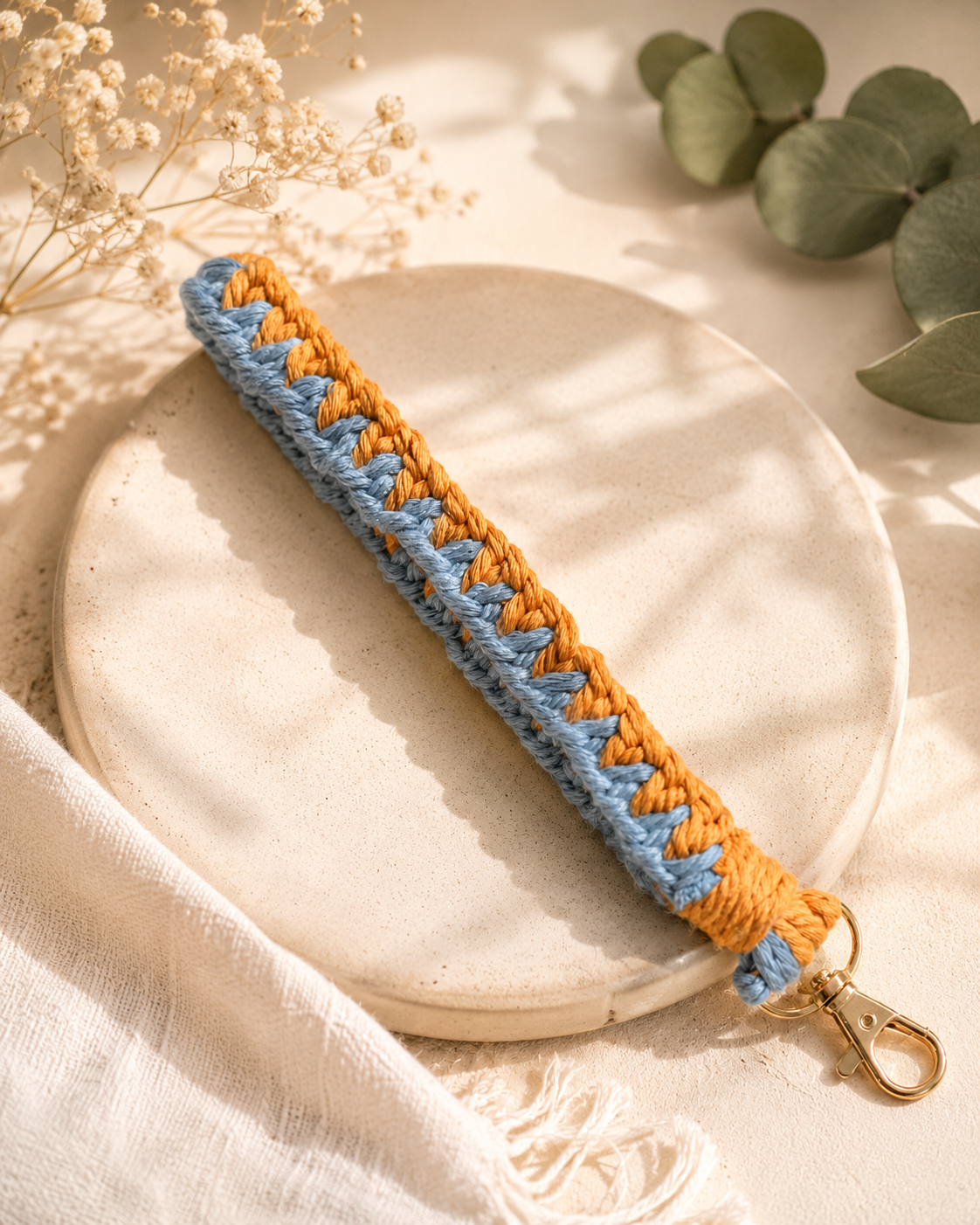 double shell wristlet.png
