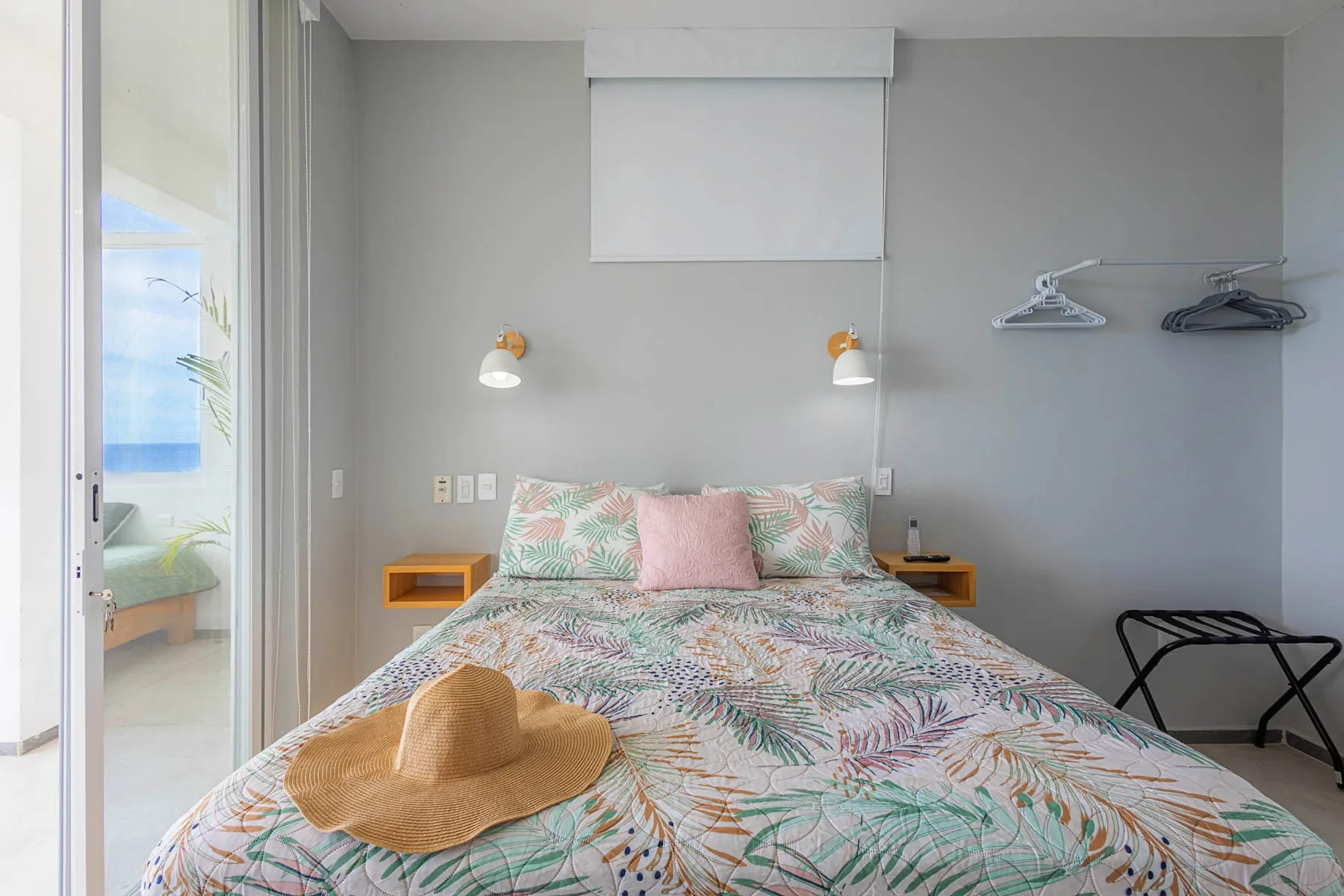 Studio #3 October-2023 web size (4).webp