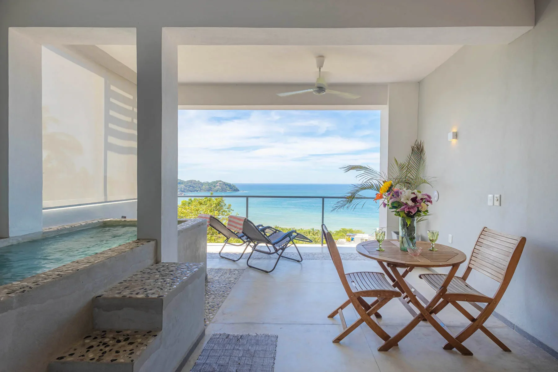 Studio #2 October 2023 web size (6).webp