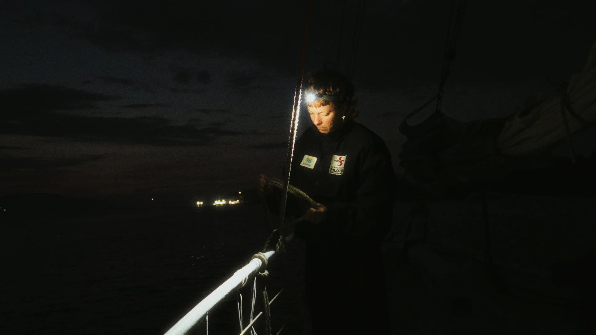 ÉPISODE #1_VF.00_04_41_15.Still032.jpg