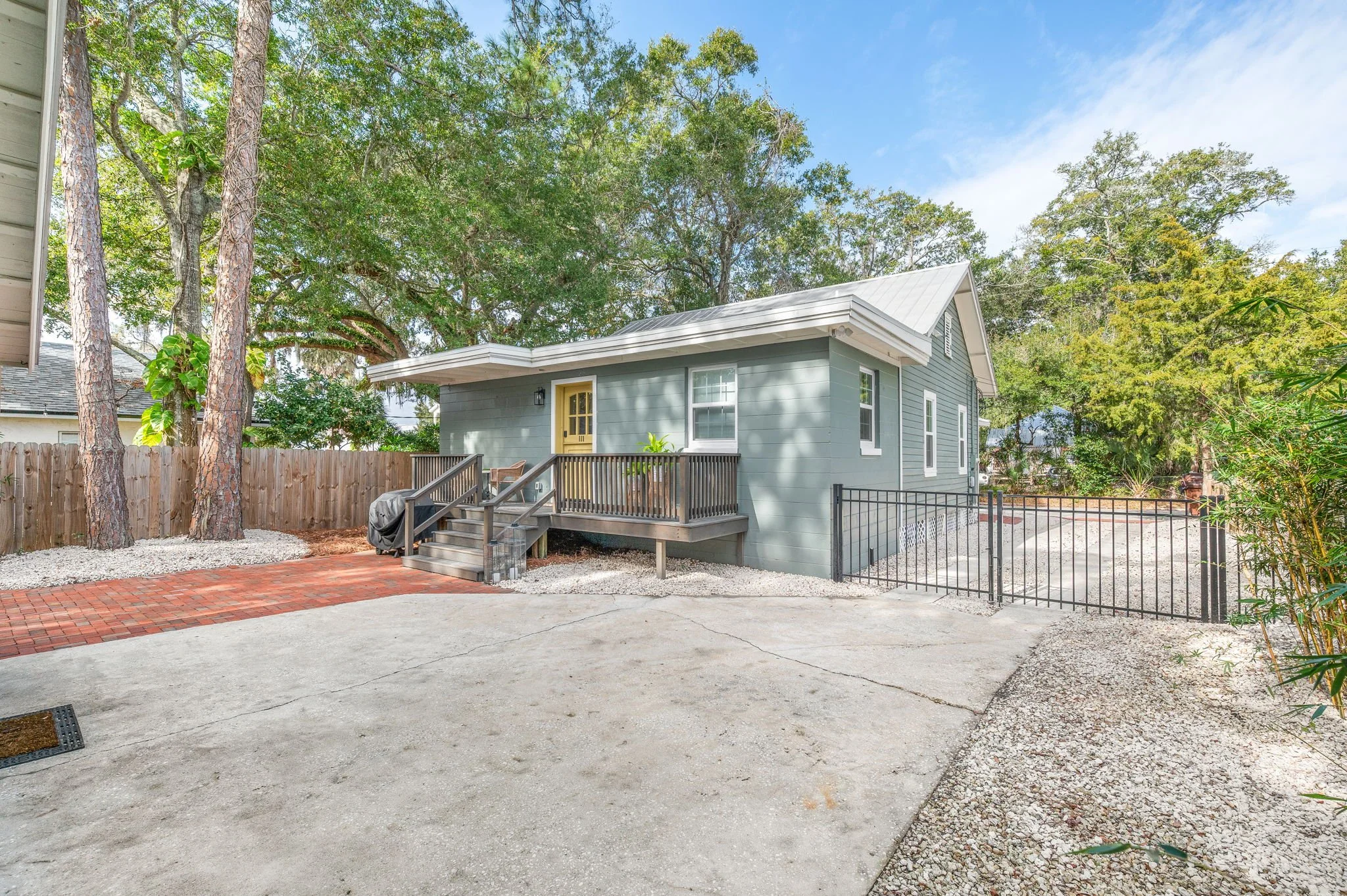 84-web-or-mls-111 Lincoln St-78.jpg