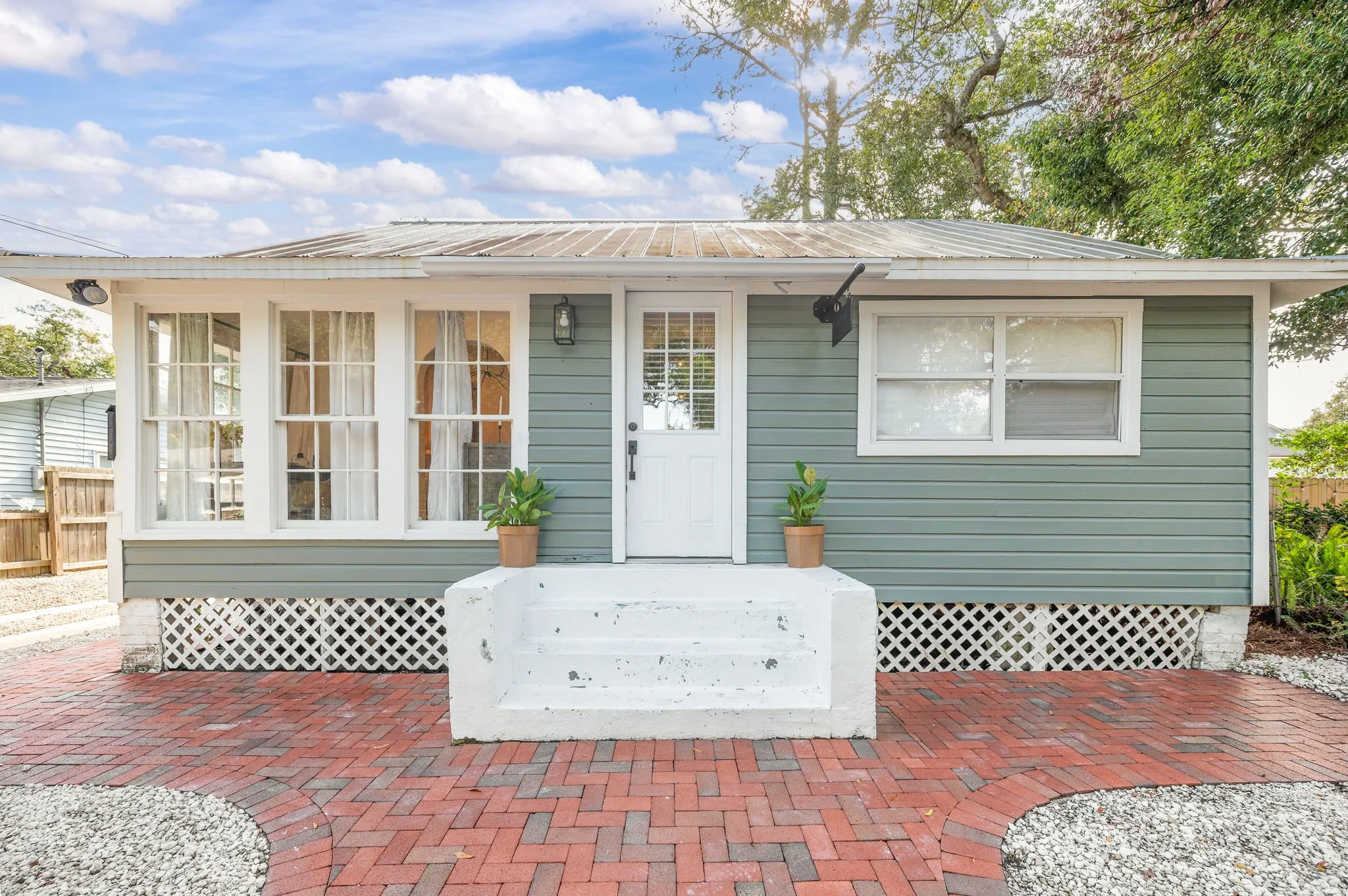 5-web-or-mls-111 Lincoln St-5.jpg