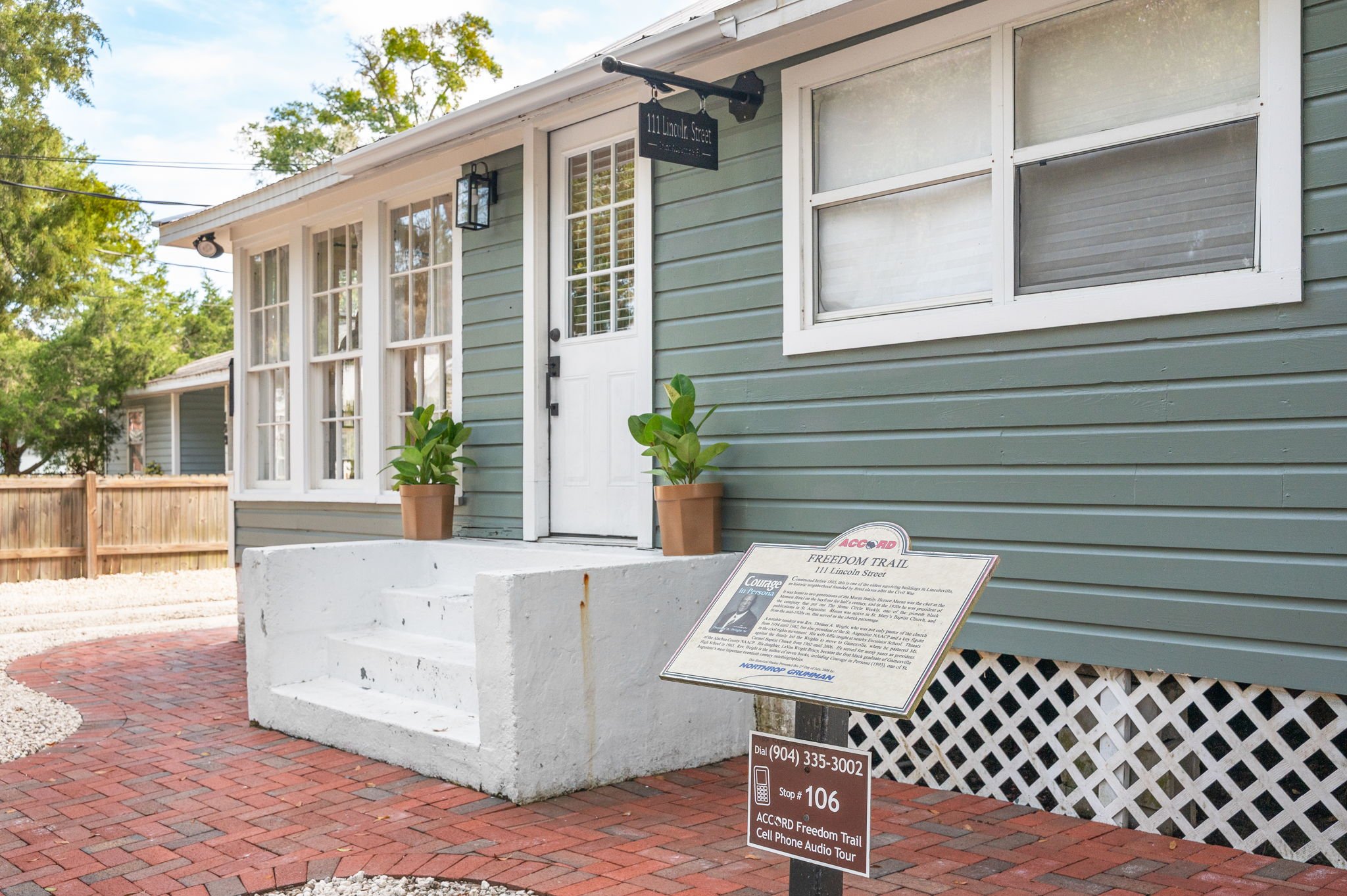 6-web-or-mls-111 Lincoln St-6.jpg