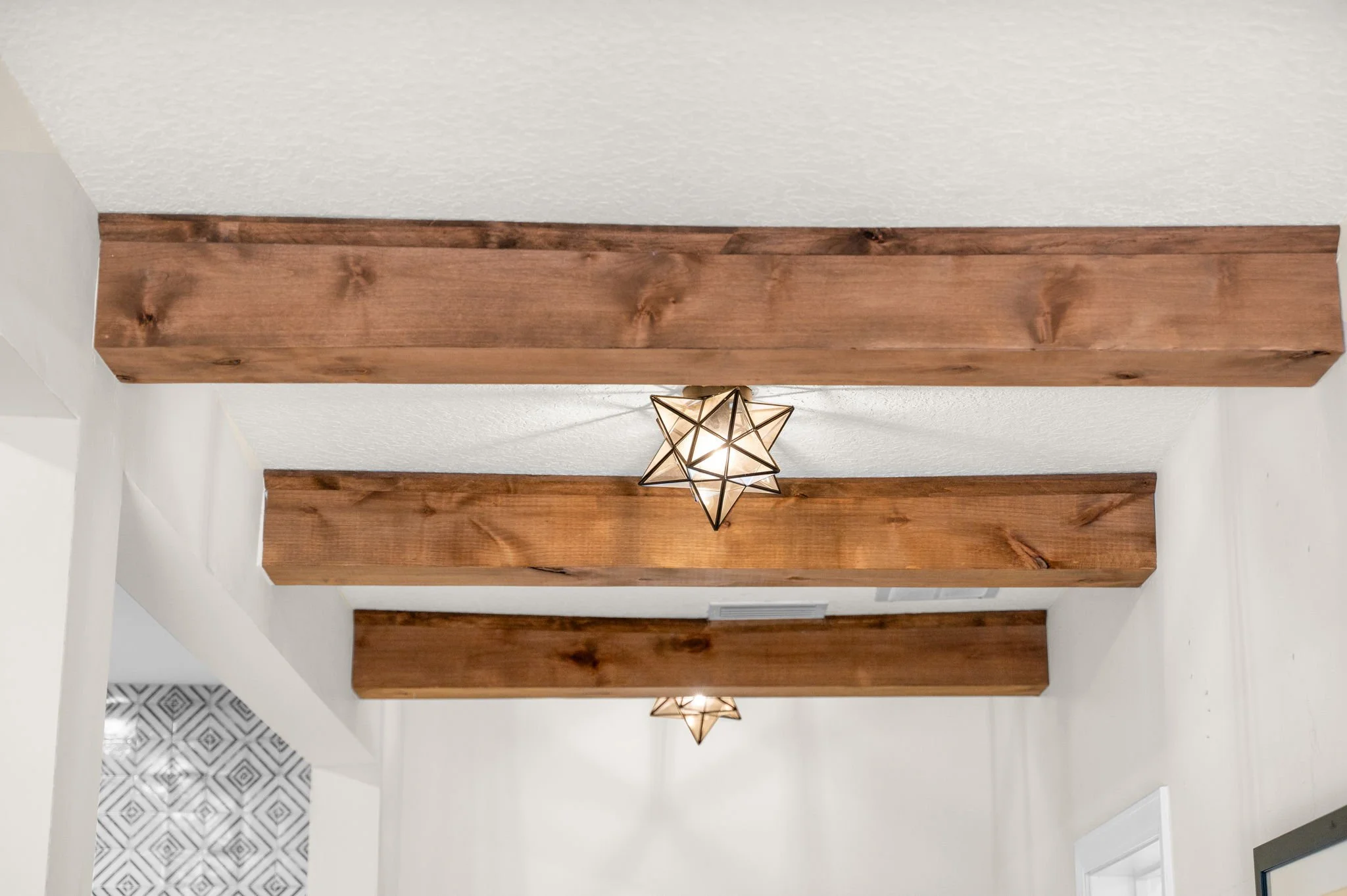 15-web-or-mls-111 Lincoln St-15.jpg