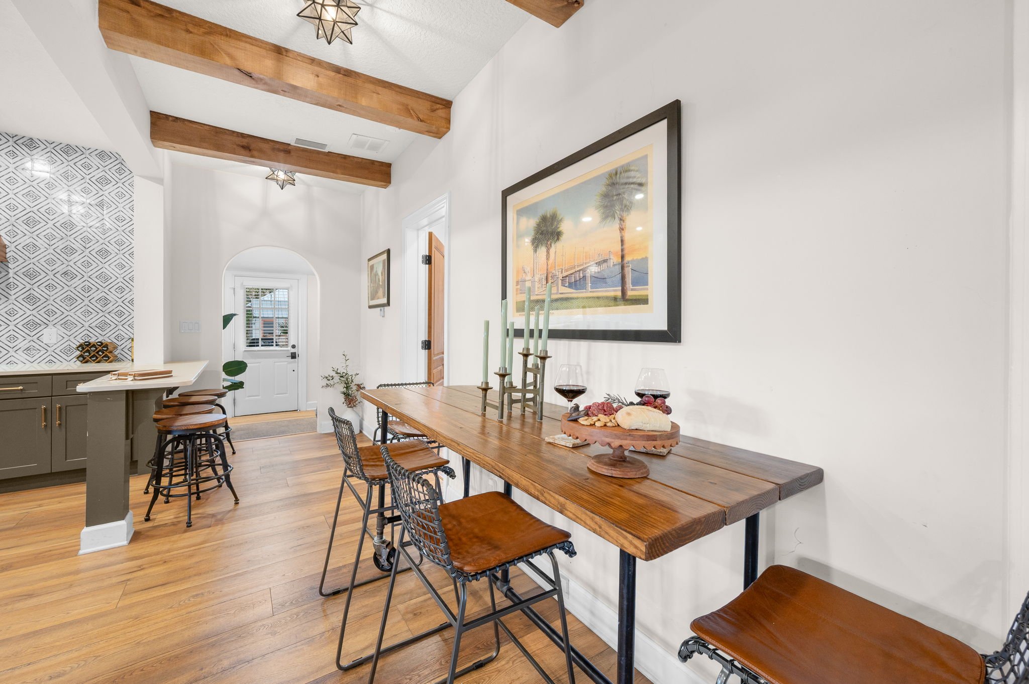 26-web-or-mls-111 Lincoln St-26.jpg