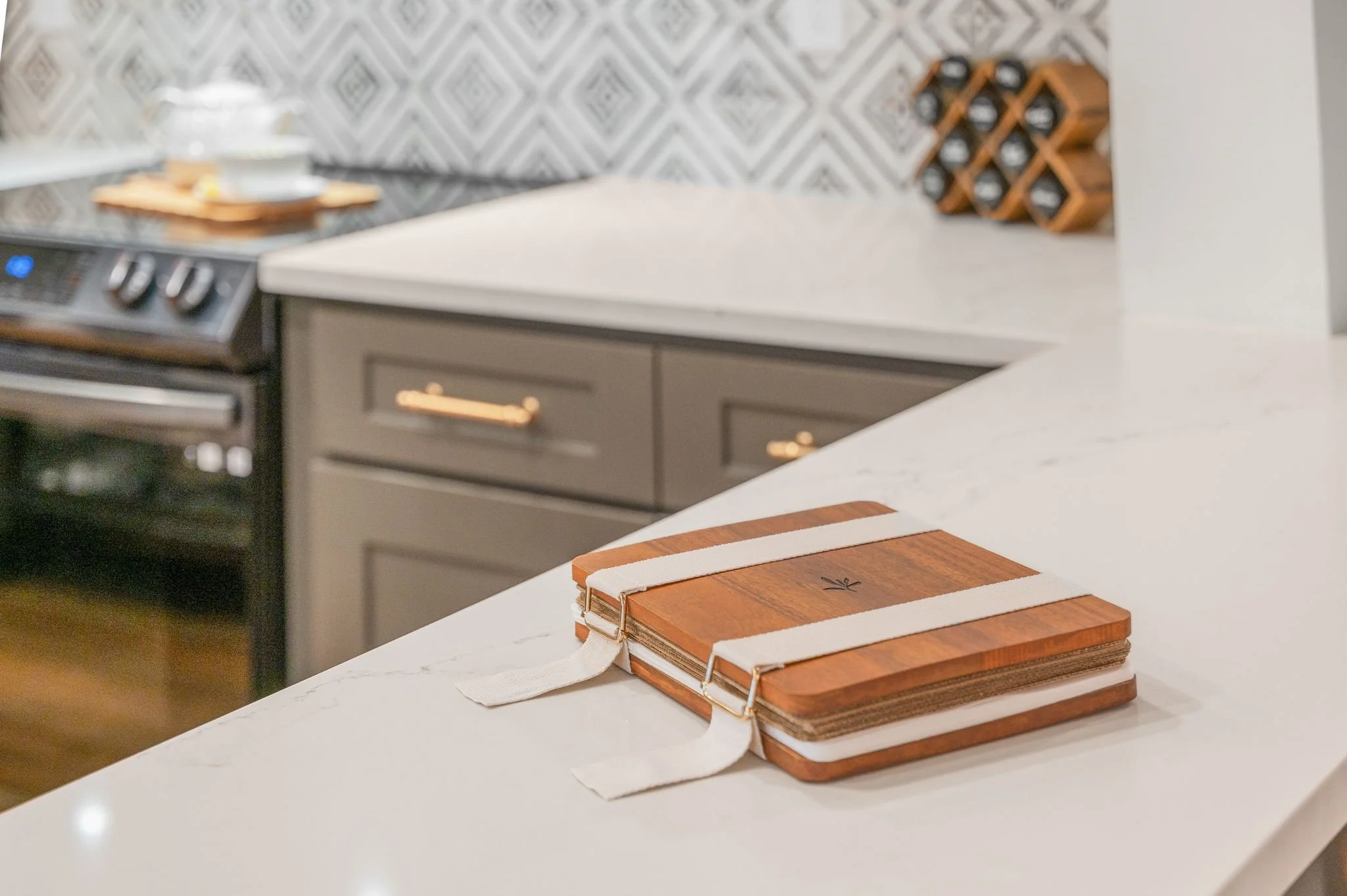 38-web-or-mls-111 Lincoln St-38.jpg