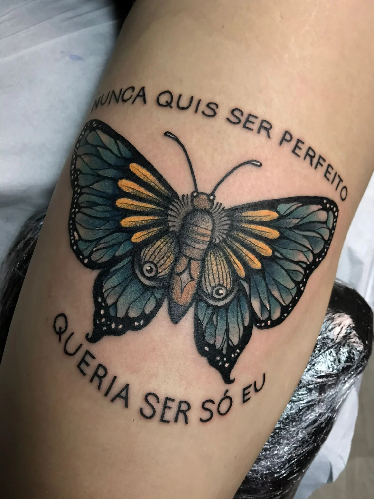 Traditional Butterfly Leg Color Tattoo Berlin Done By LonoTattoo
