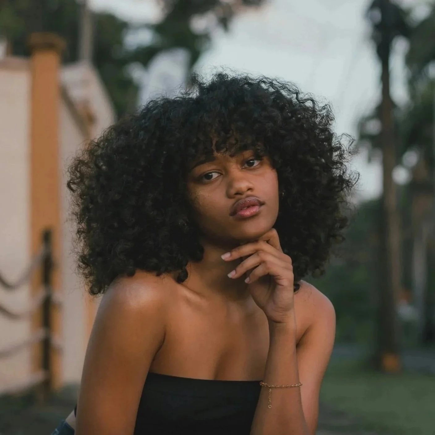 Client testimonial from Aisha Thompson highlighting compassionate dog bite attorneys and fair legal results.