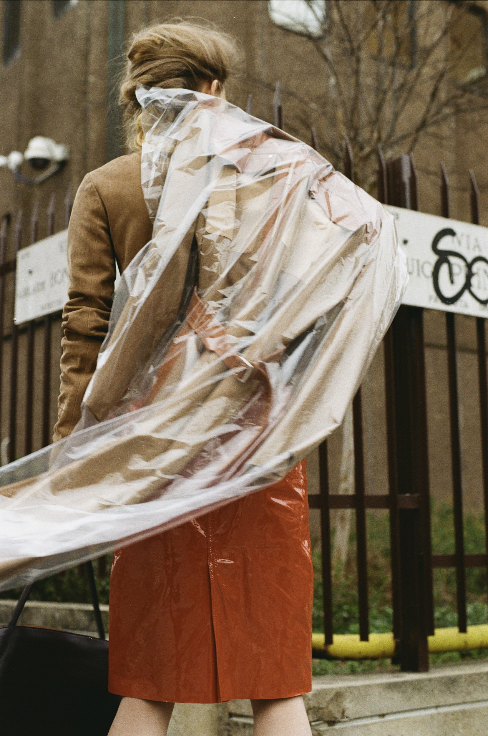 fashion editorial street analog Roberta Krasnig L'officiel Italia