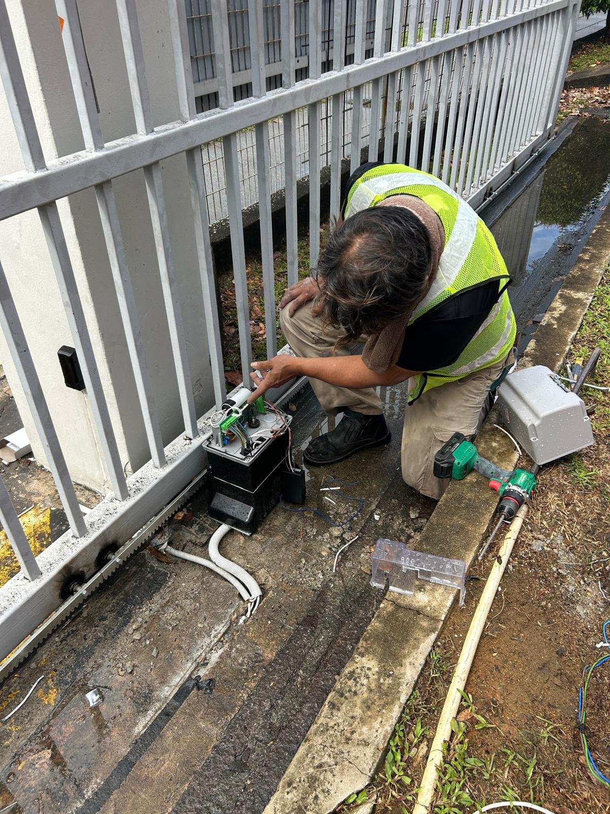 Precision Installation & Commissioning