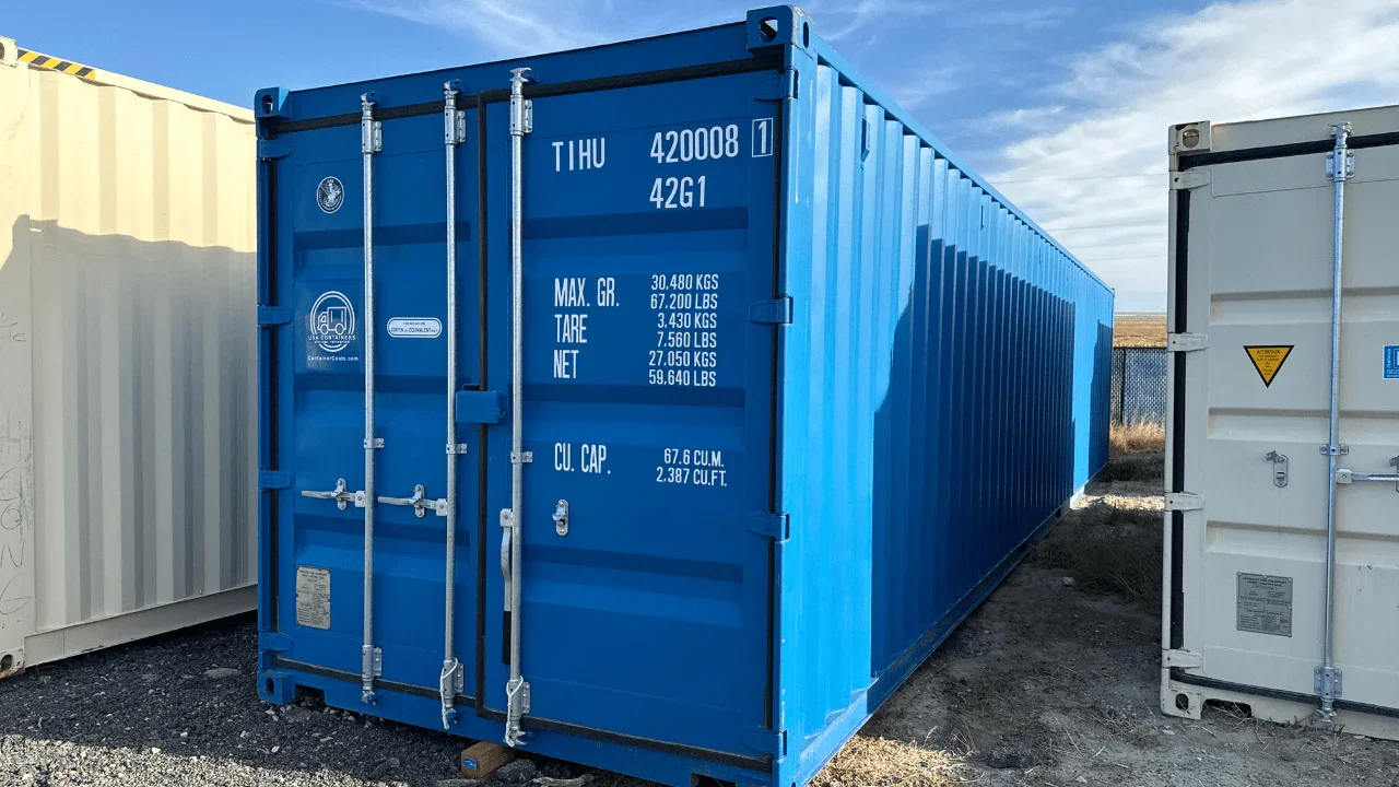 What’s the Difference Between a Shipping Container and a Conex Box?