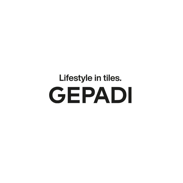 Das Bild zeigt den Text 'Lifestyle in tiles. GEPADI', auf weißem Hintergrund in schwarzer Schrift.