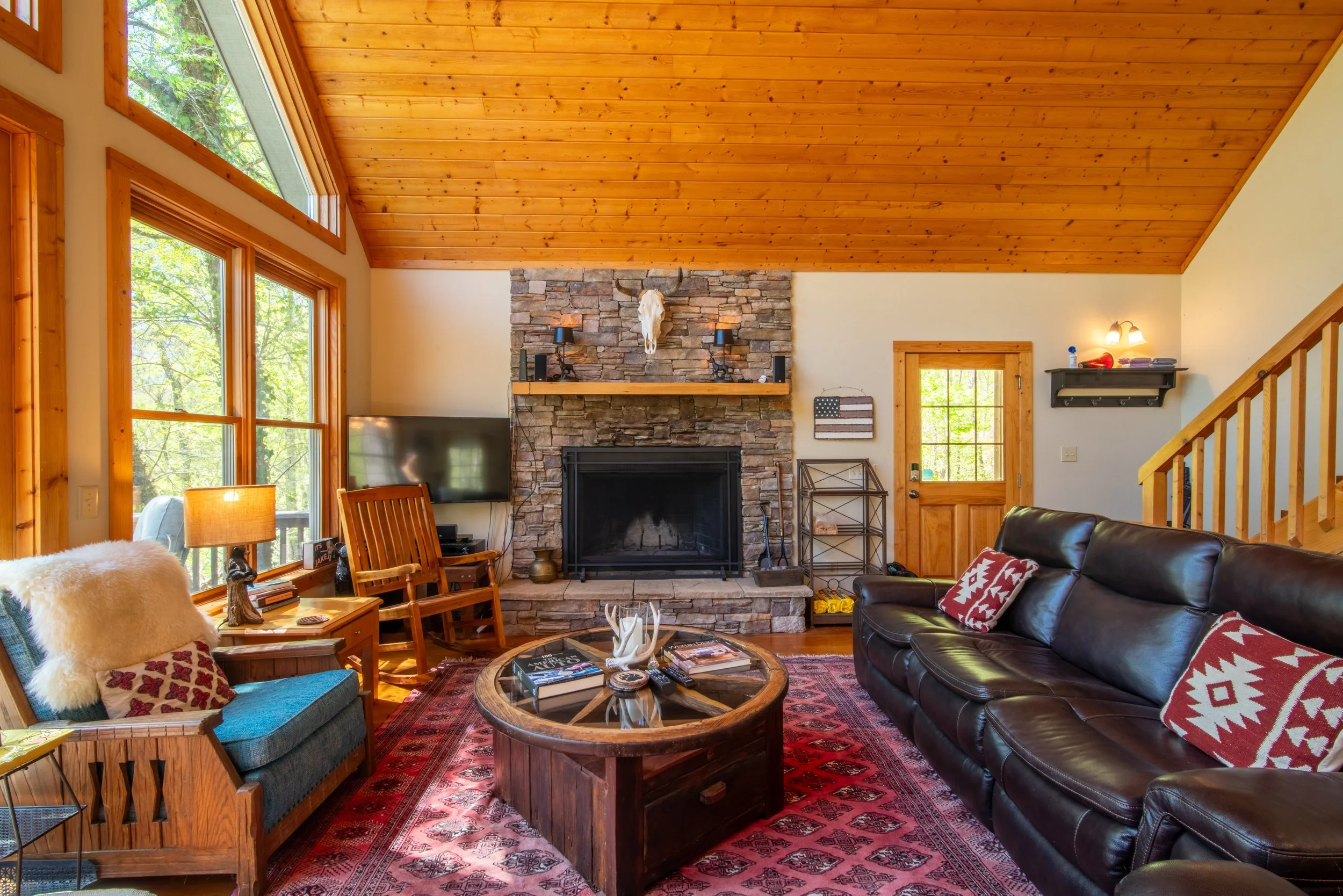 LivingRoom-2.jpeg